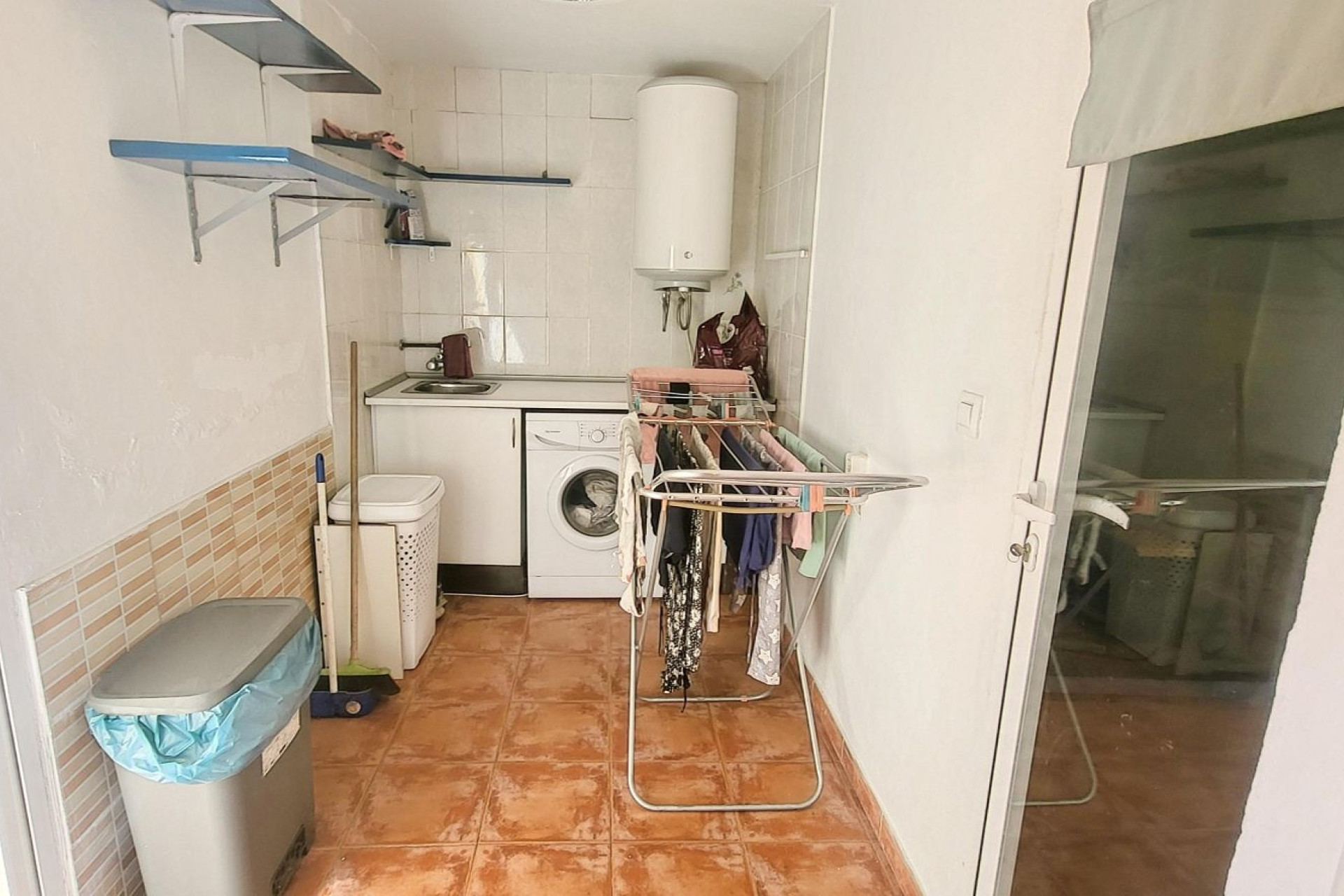 Resale - Villa -
Canada De La Lena