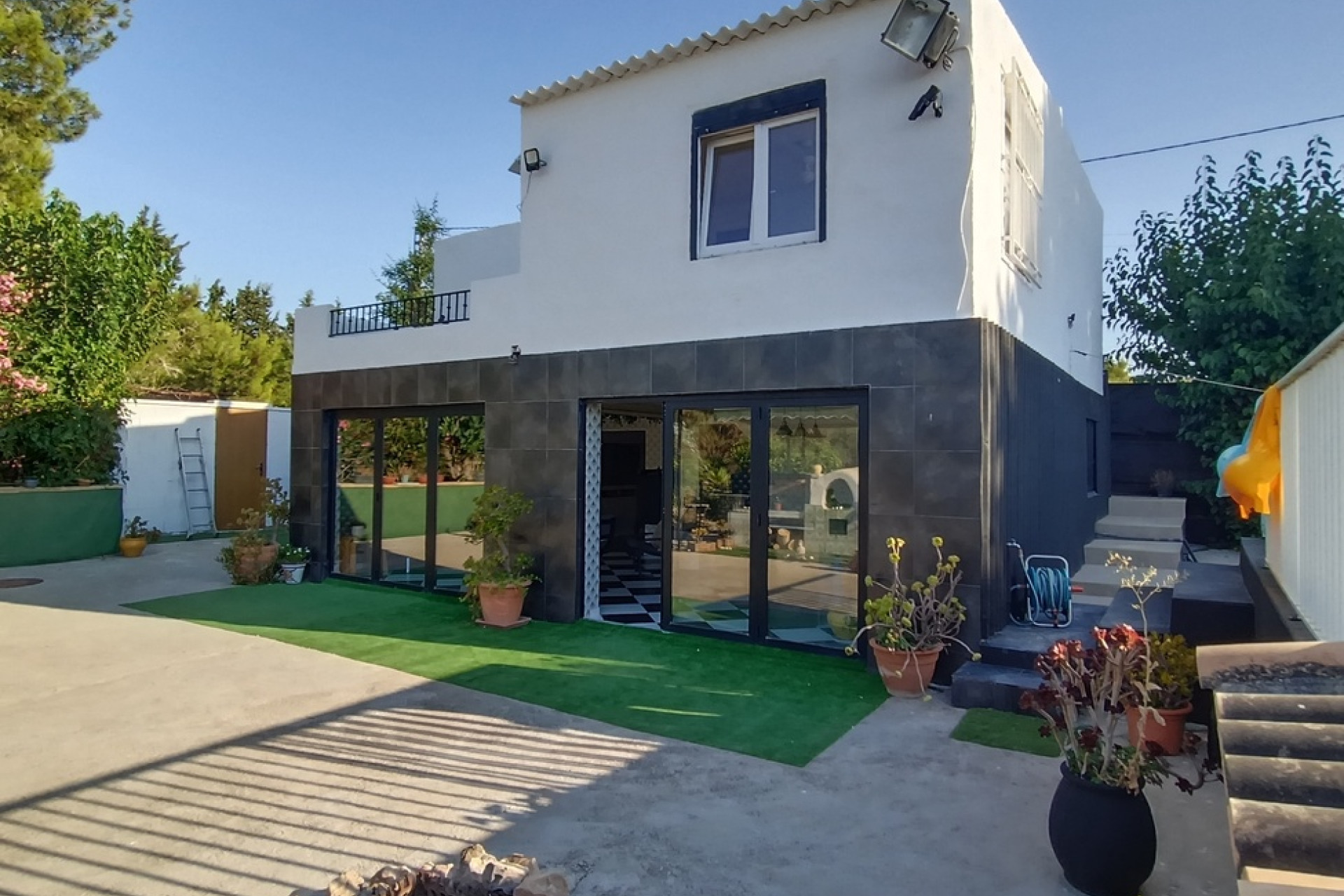 Resale - Villa -
Canadas De San Pedro - Inland