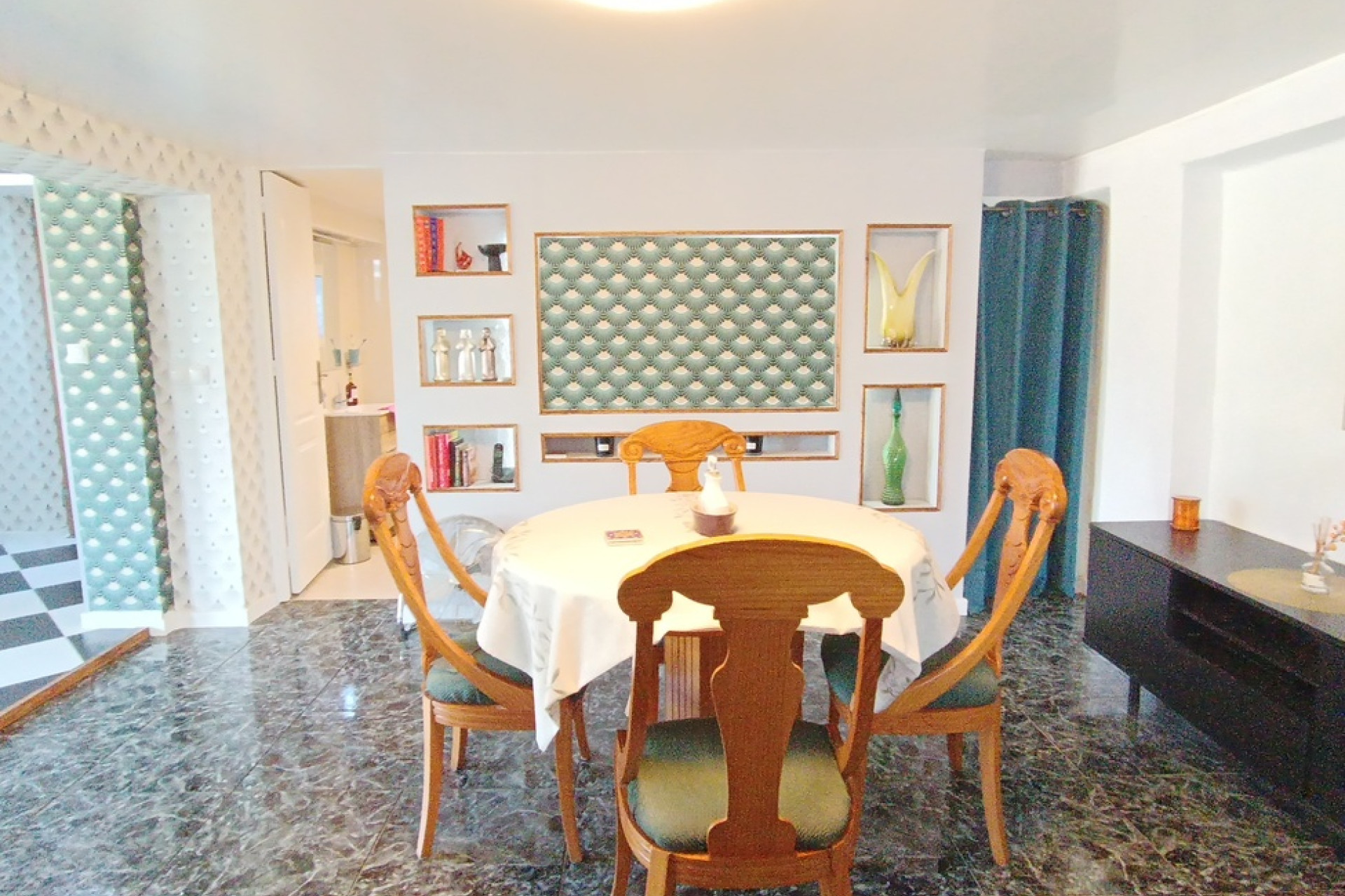 Resale - Villa -
Canadas De San Pedro - Inland