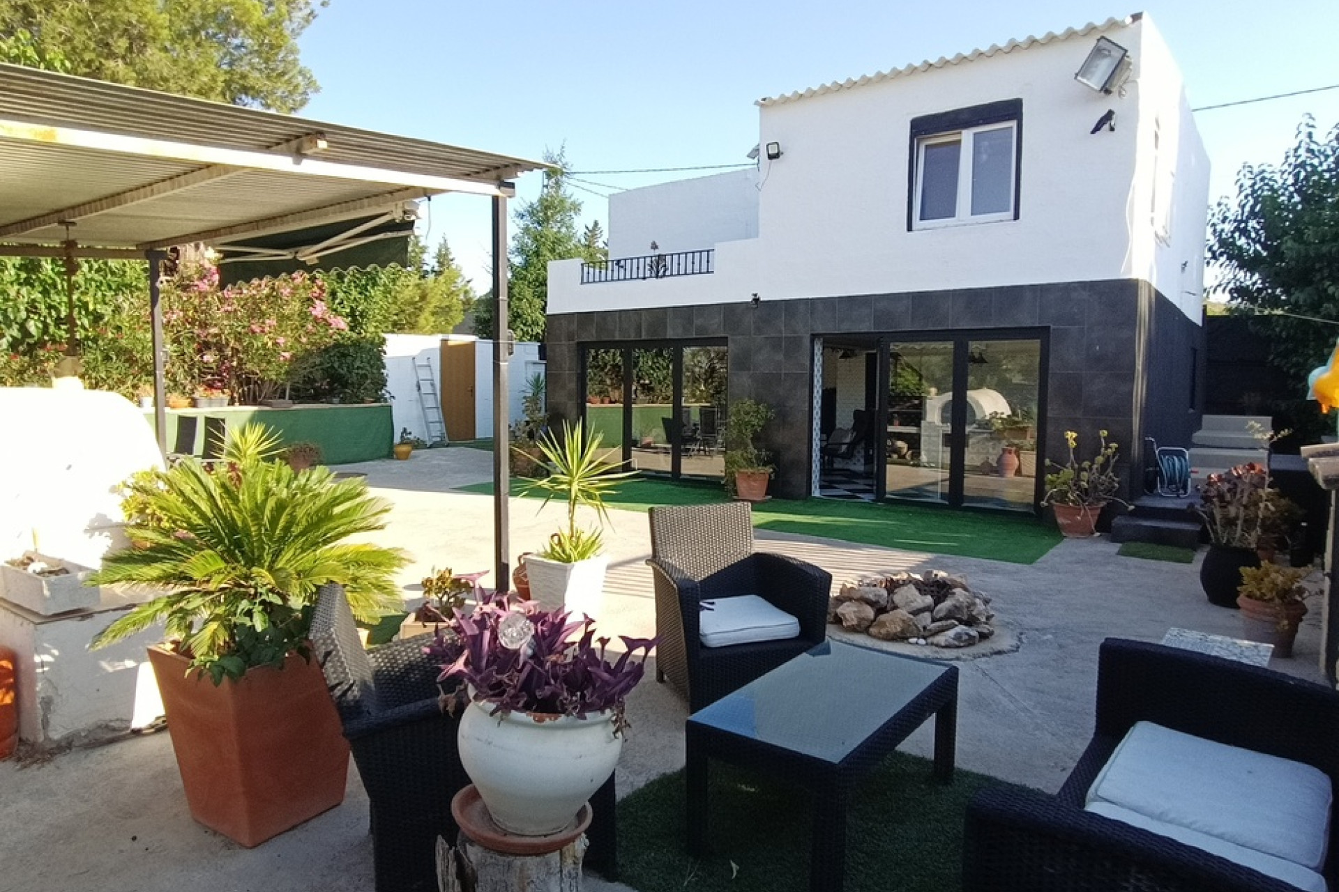 Resale - Villa -
Canadas De San Pedro - Inland