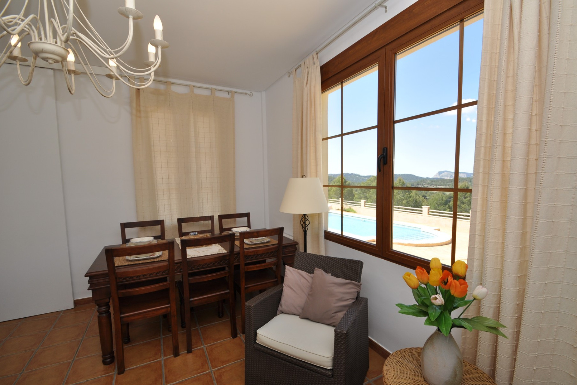 Resale - Villa -
Castalla - Inland