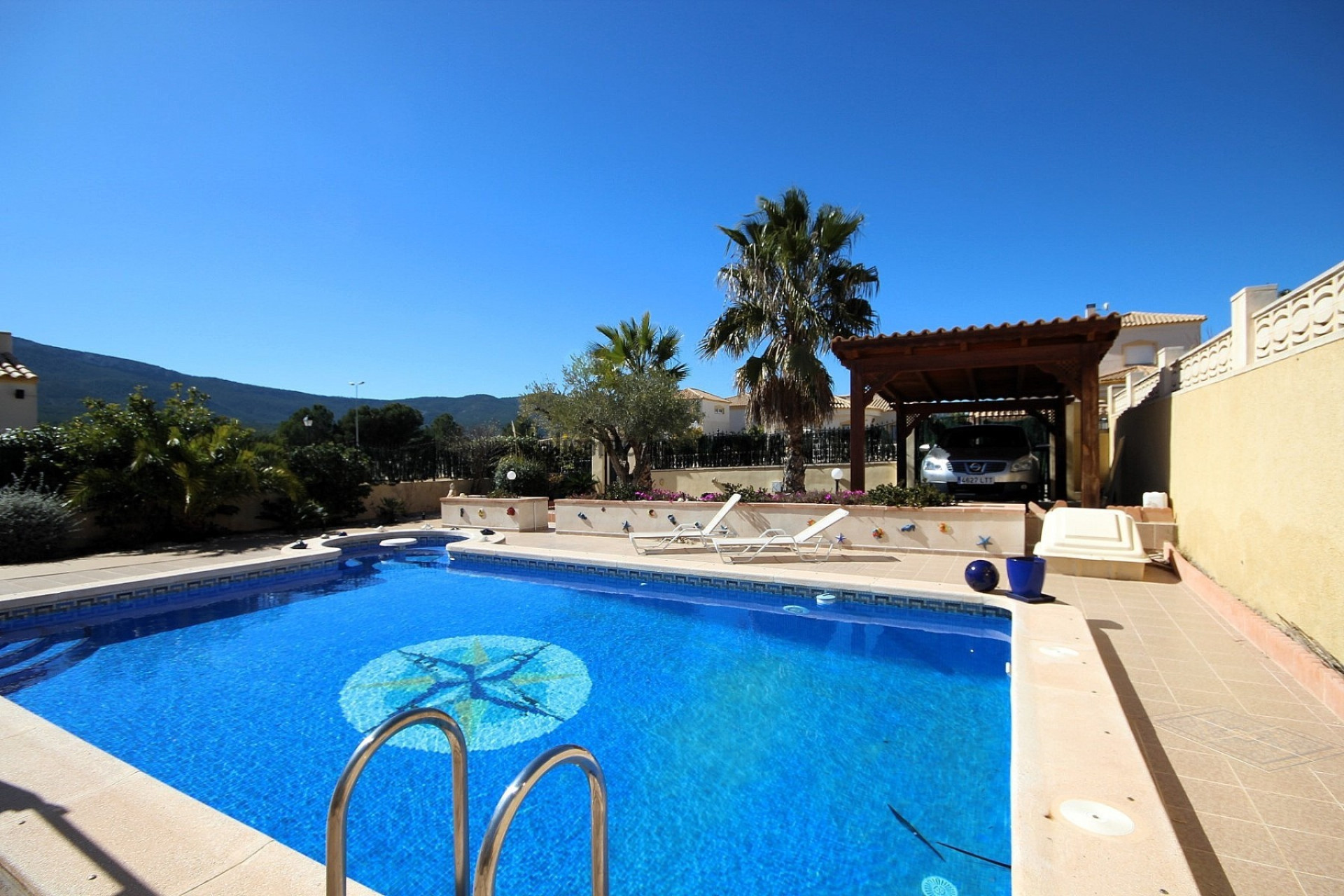 Resale - Villa -
Castalla