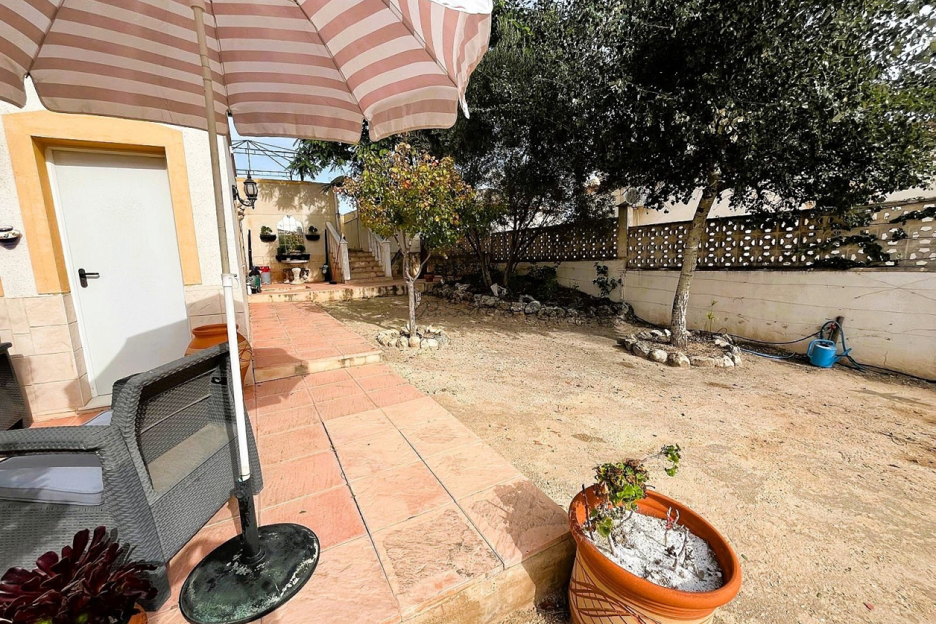 Resale - Villa -
Castalla