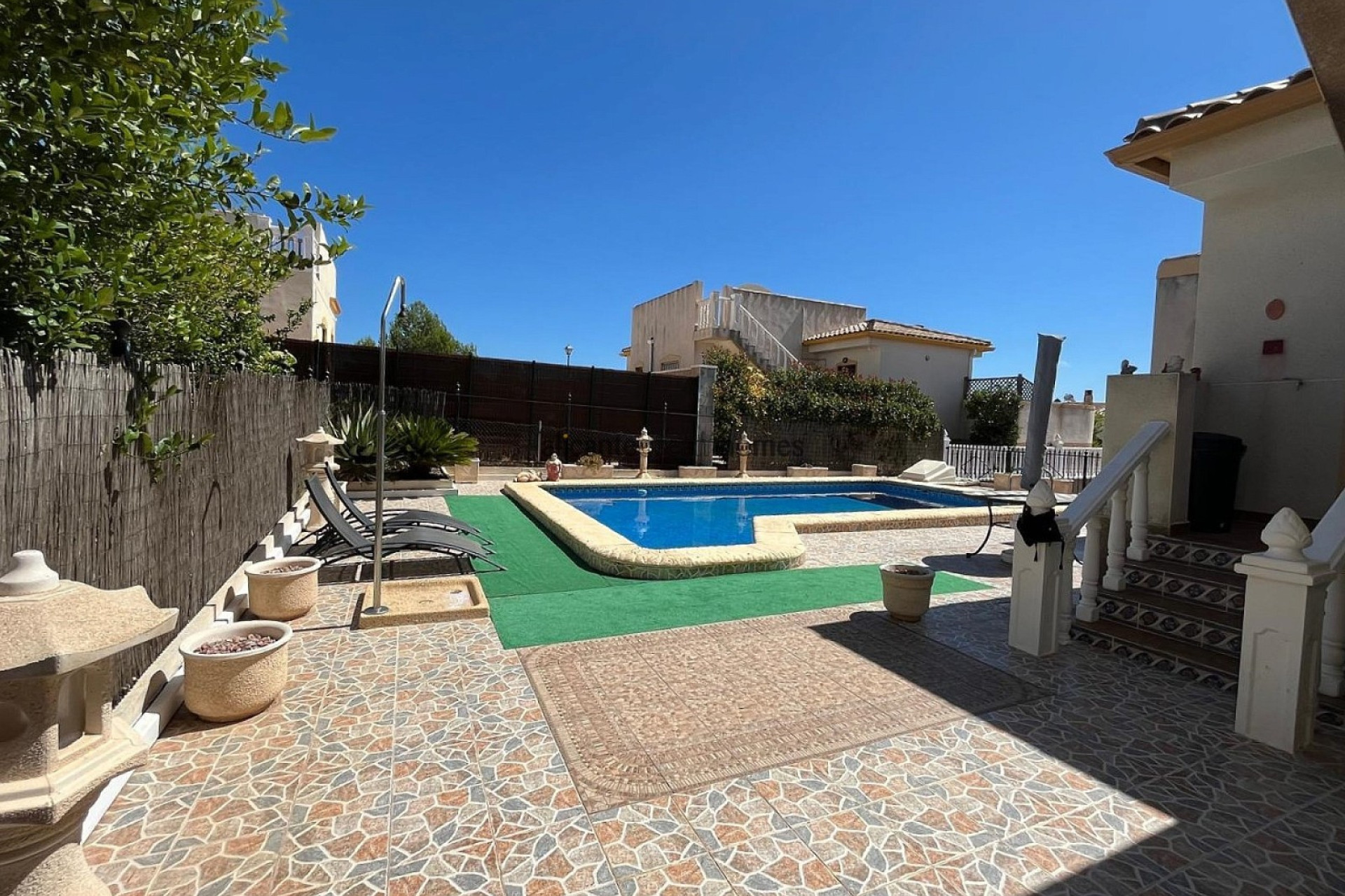 Resale - Villa -
Castalla