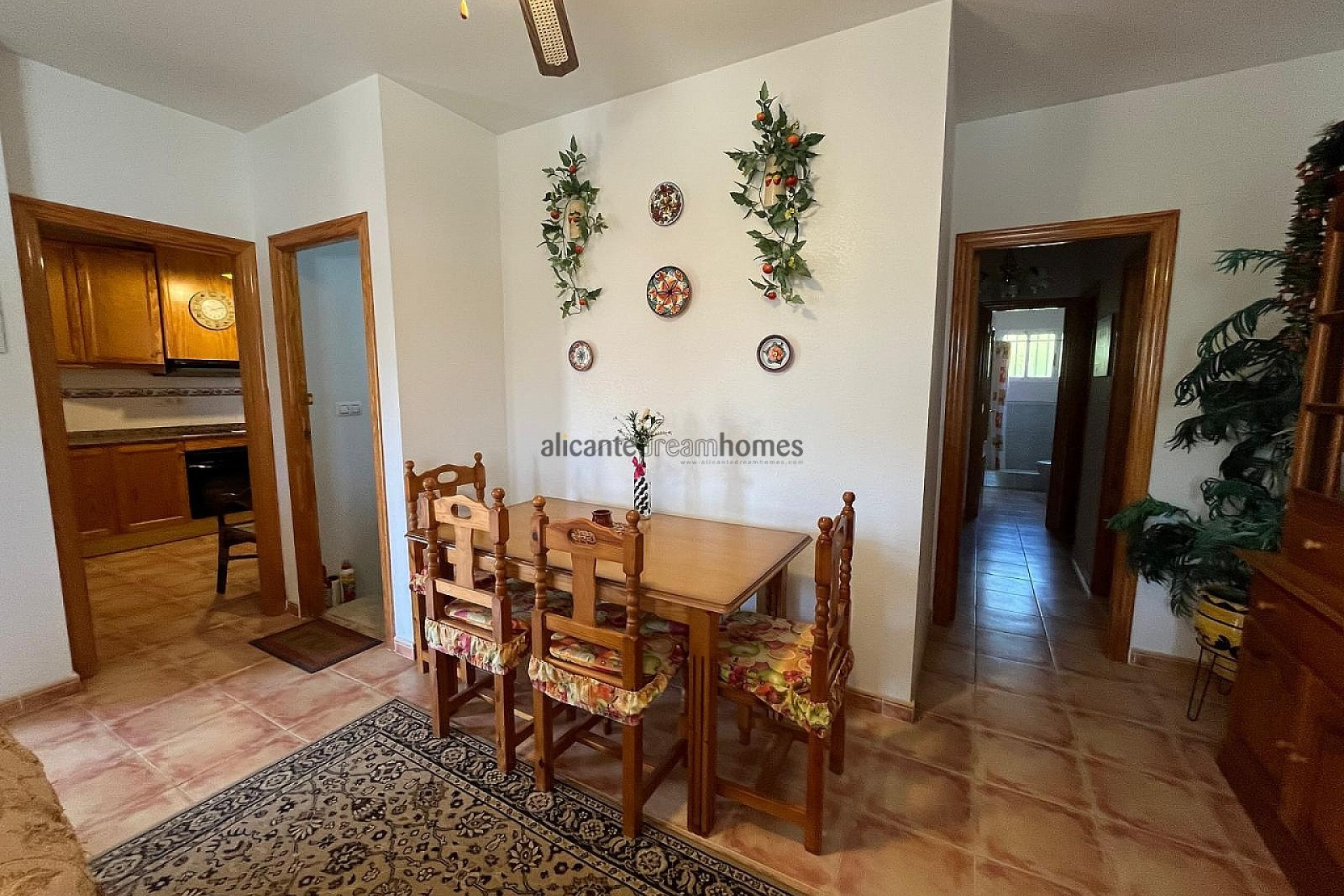 Resale - Villa -
Castalla