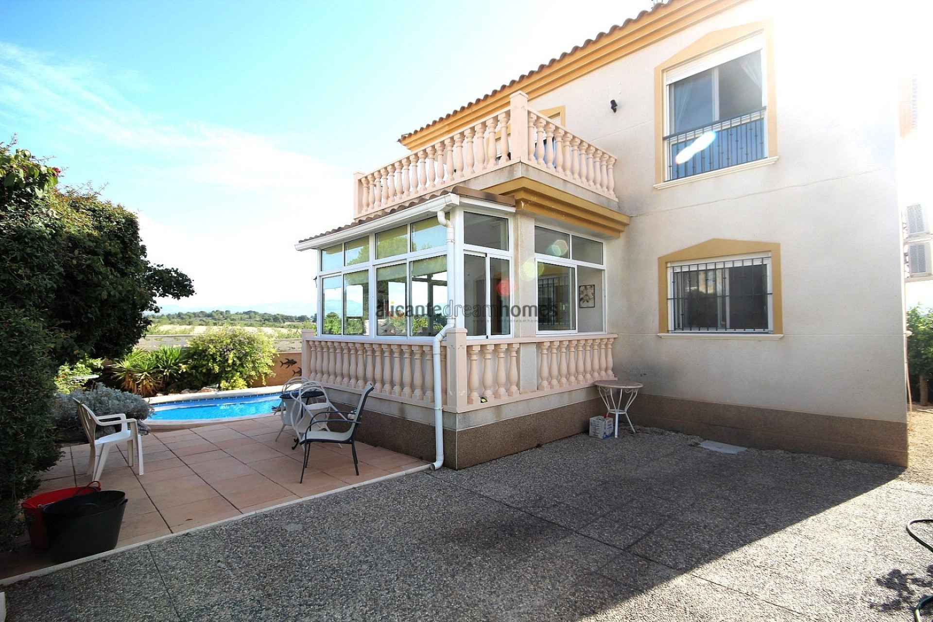 Resale - Villa -
Castalla