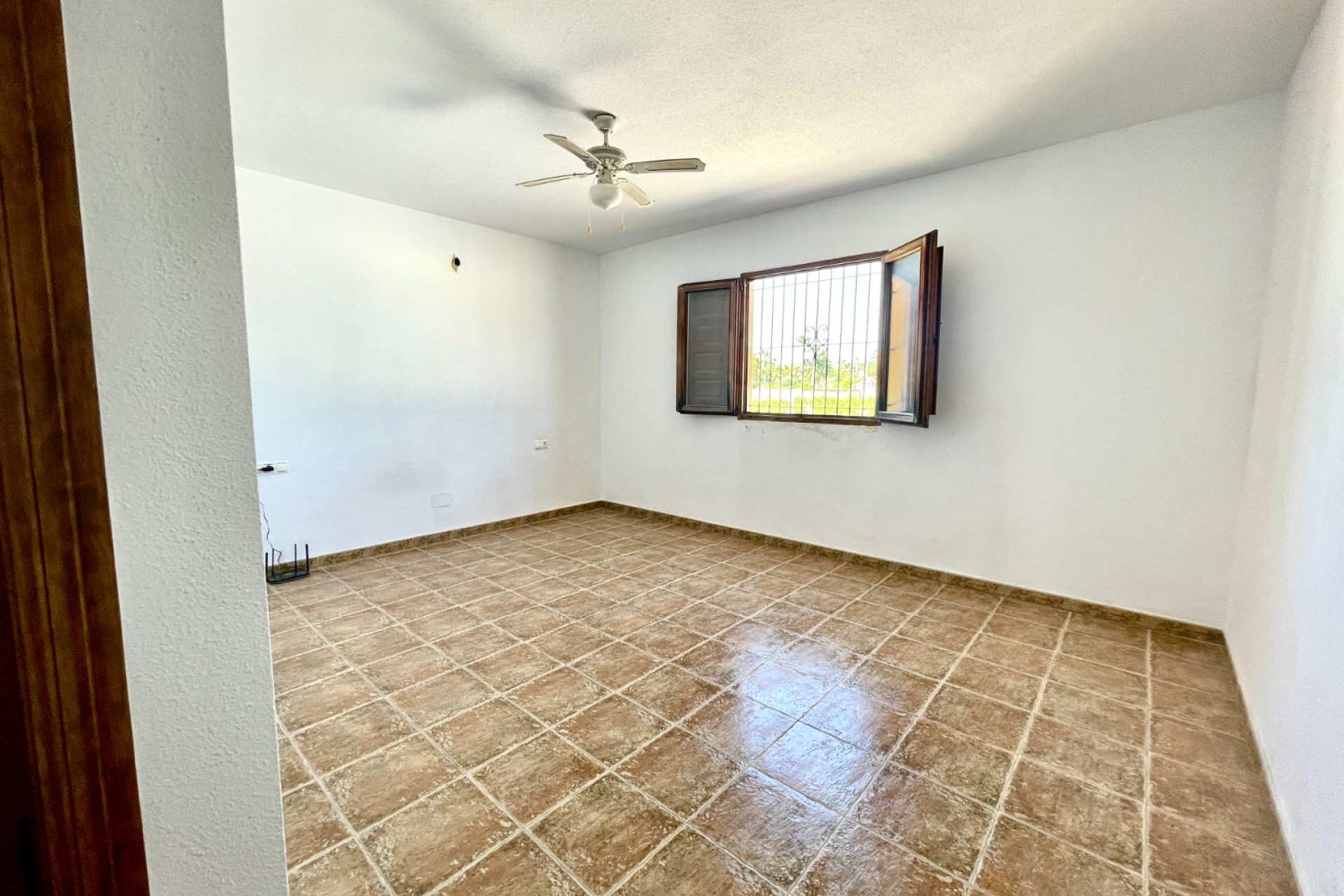 Resale - Villa -
Catral - Costa Blanca