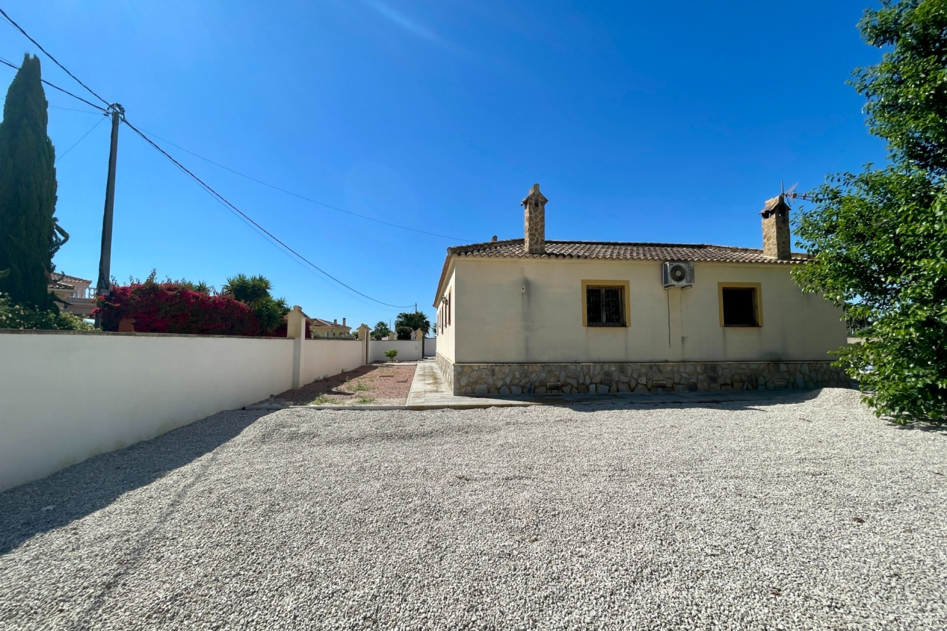 Resale - Villa -
Catral - Costa Blanca