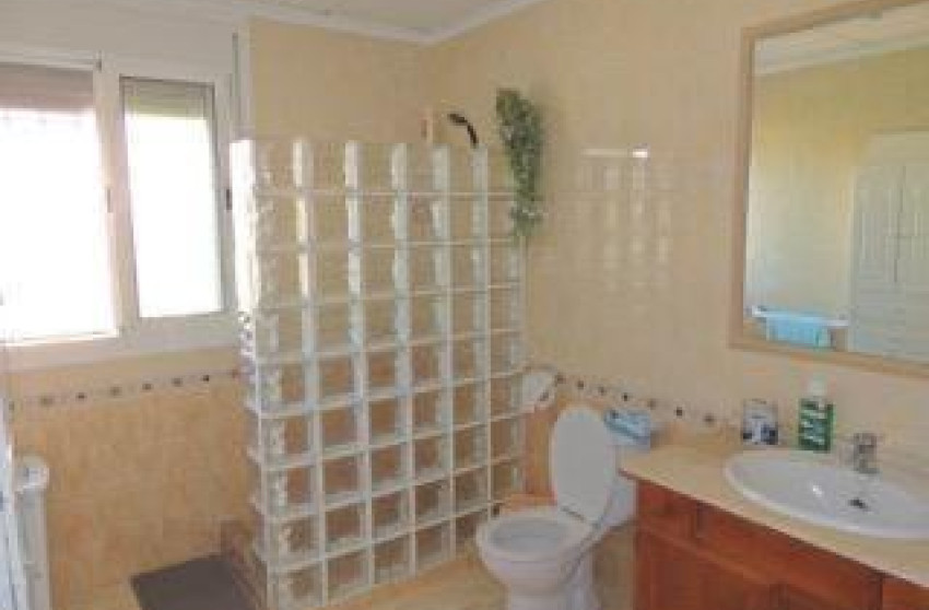 Resale - Villa -
Catral
