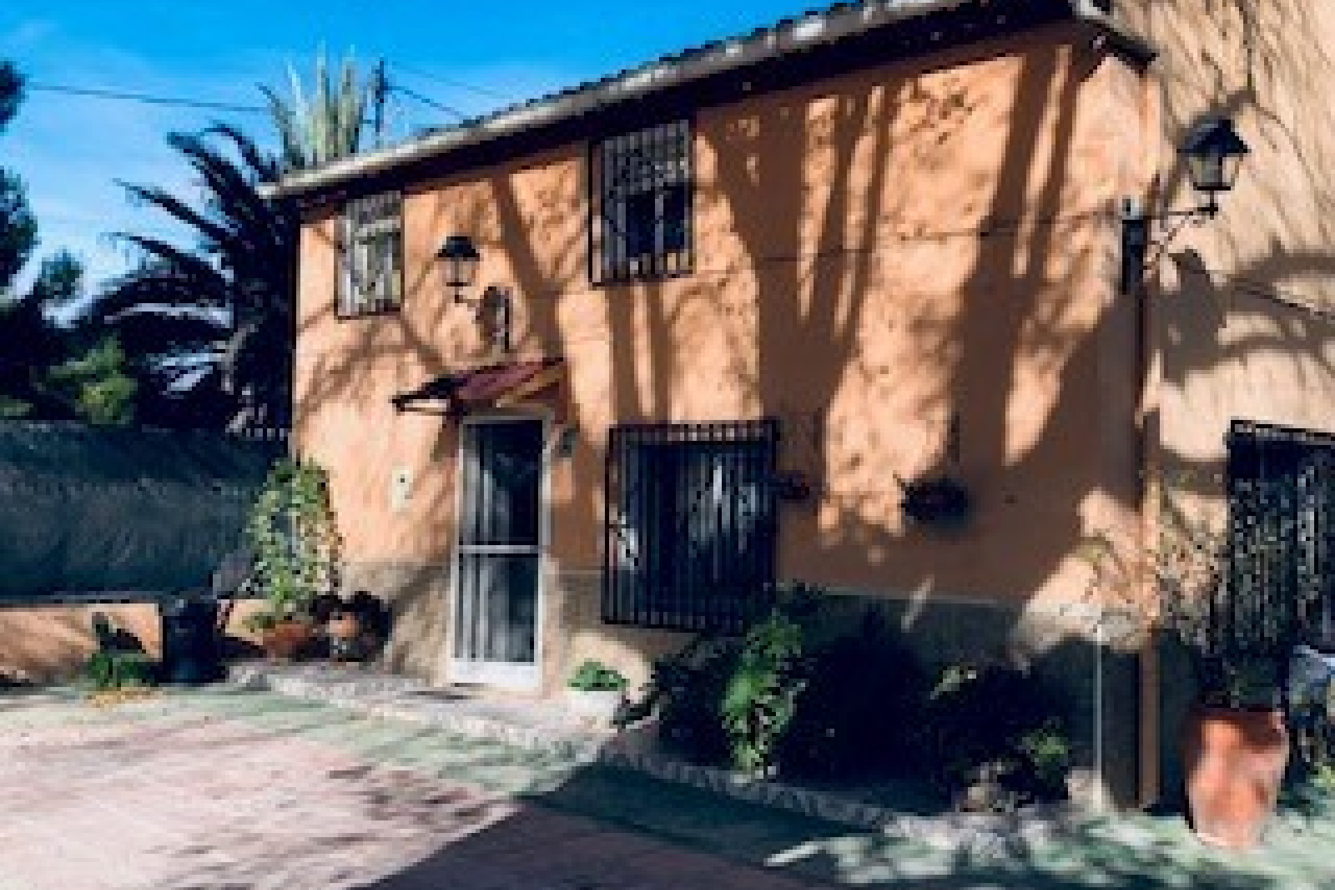 Resale - Villa -
Chinorlet