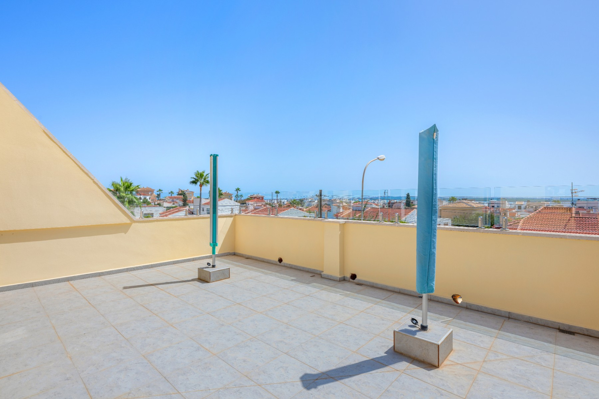 Resale - Villa -
Ciudad Quesada - Center