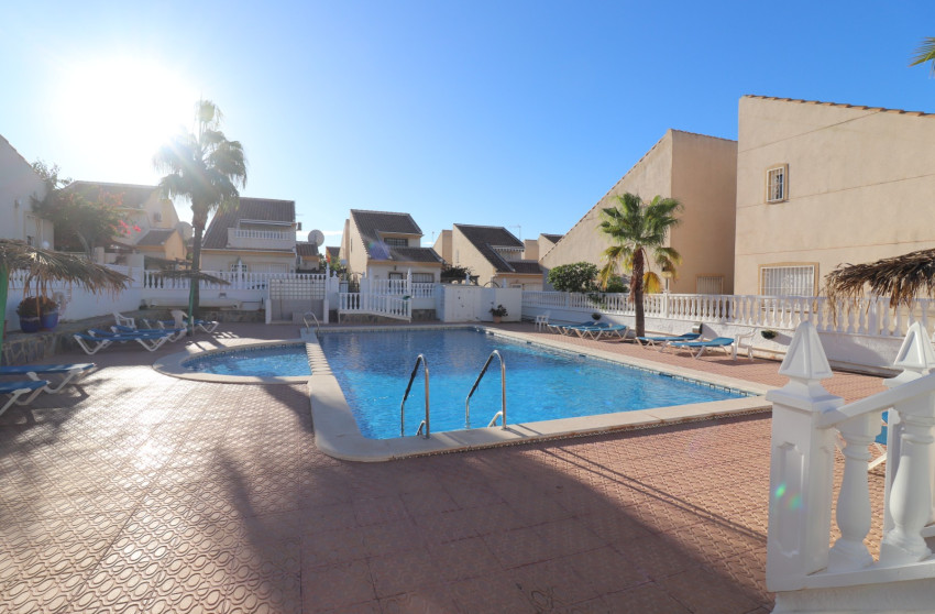 Resale - Villa -
Ciudad Quesada - Ciudad Quesada - Town