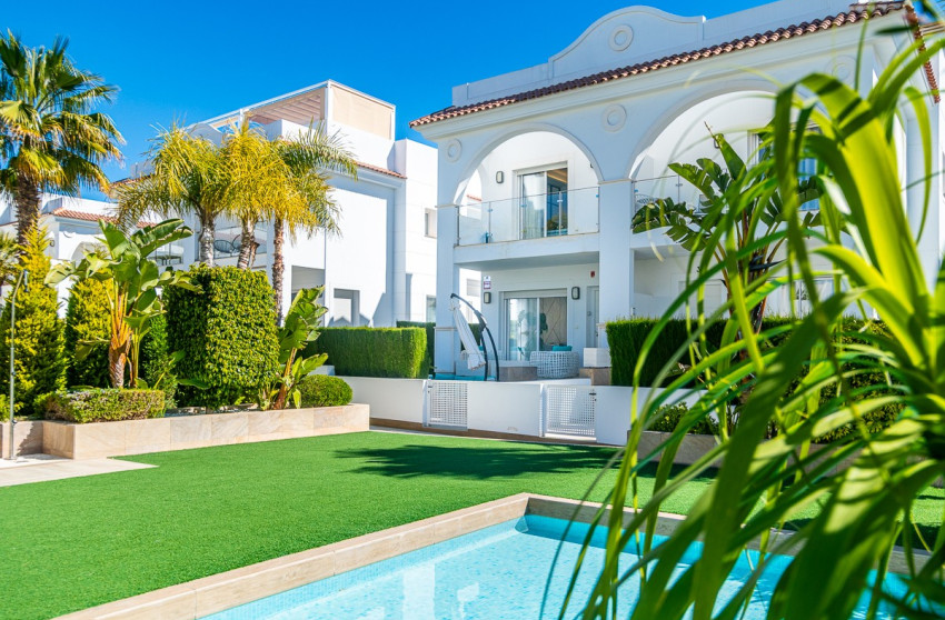 Resale - Villa -
Ciudad Quesada - Costa Blanca
