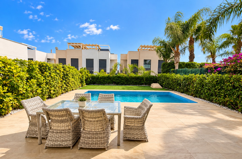 Resale - Villa -
Ciudad Quesada - Costa Blanca