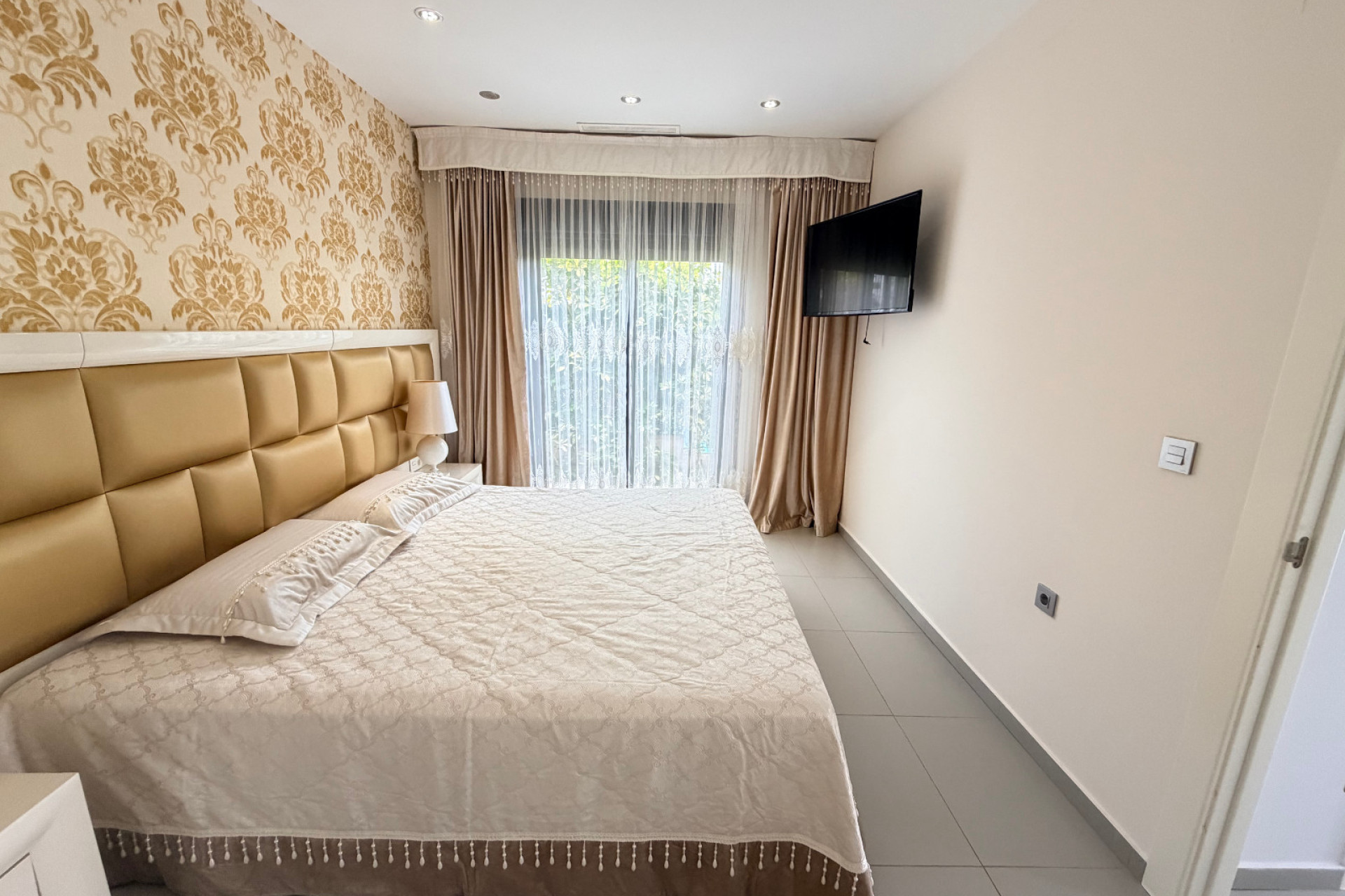 Resale - Villa -
Ciudad Quesada - Costa Blanca