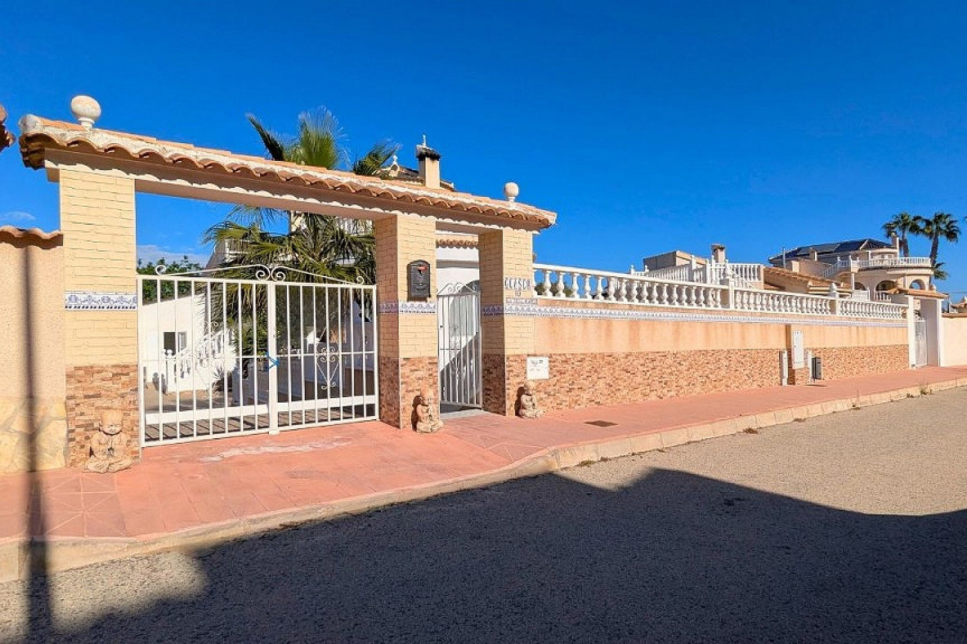 Resale - Villa -
Ciudad Quesada - Cuidad Quesada