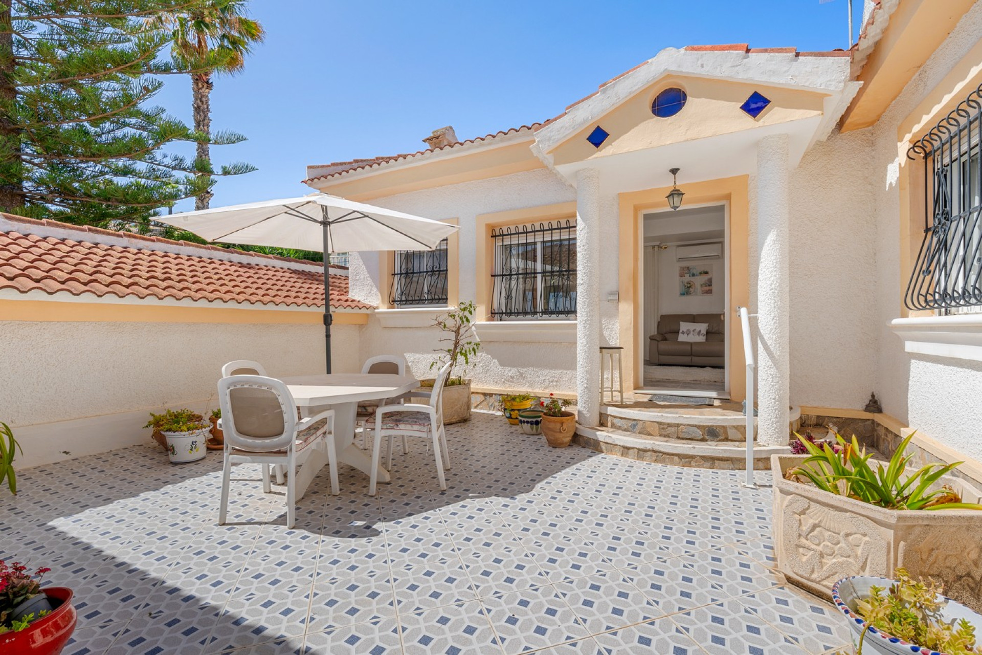 Resale - Villa -
Ciudad Quesada - La Marquesa Golf