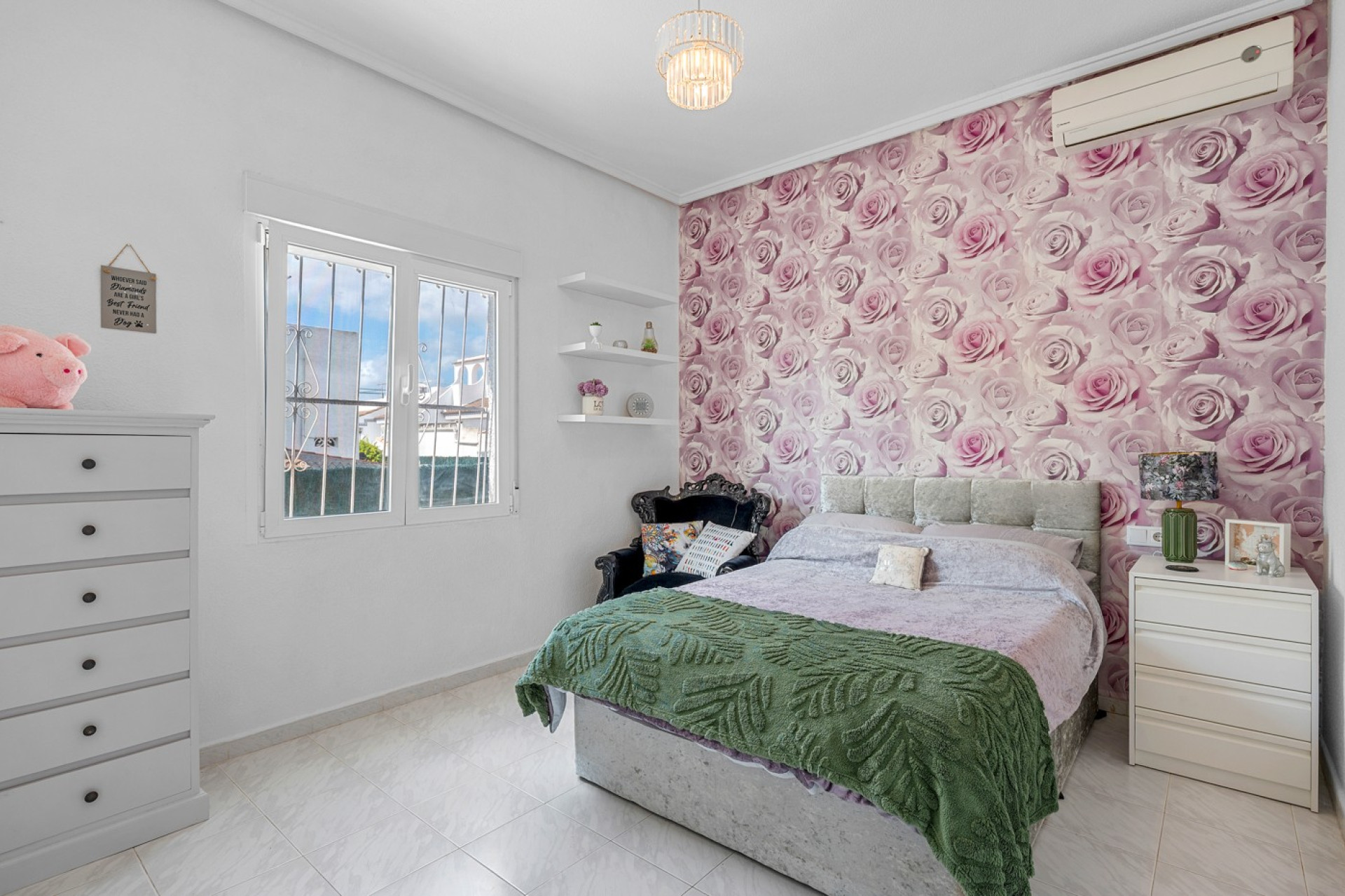 Resale - Villa -
Ciudad Quesada - Pueblo Bravo