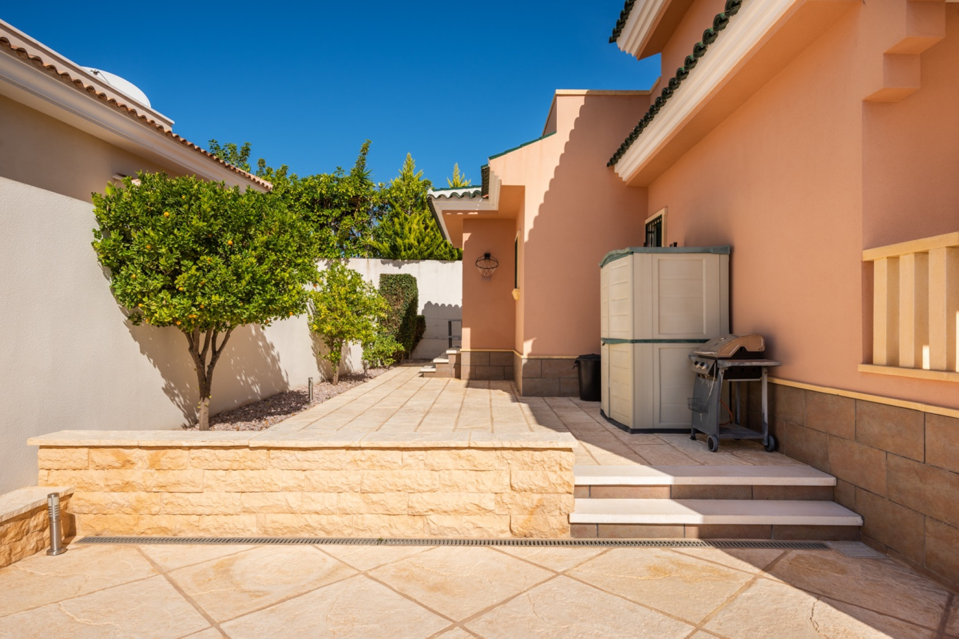 Resale - Villa -
Ciudad Quesada