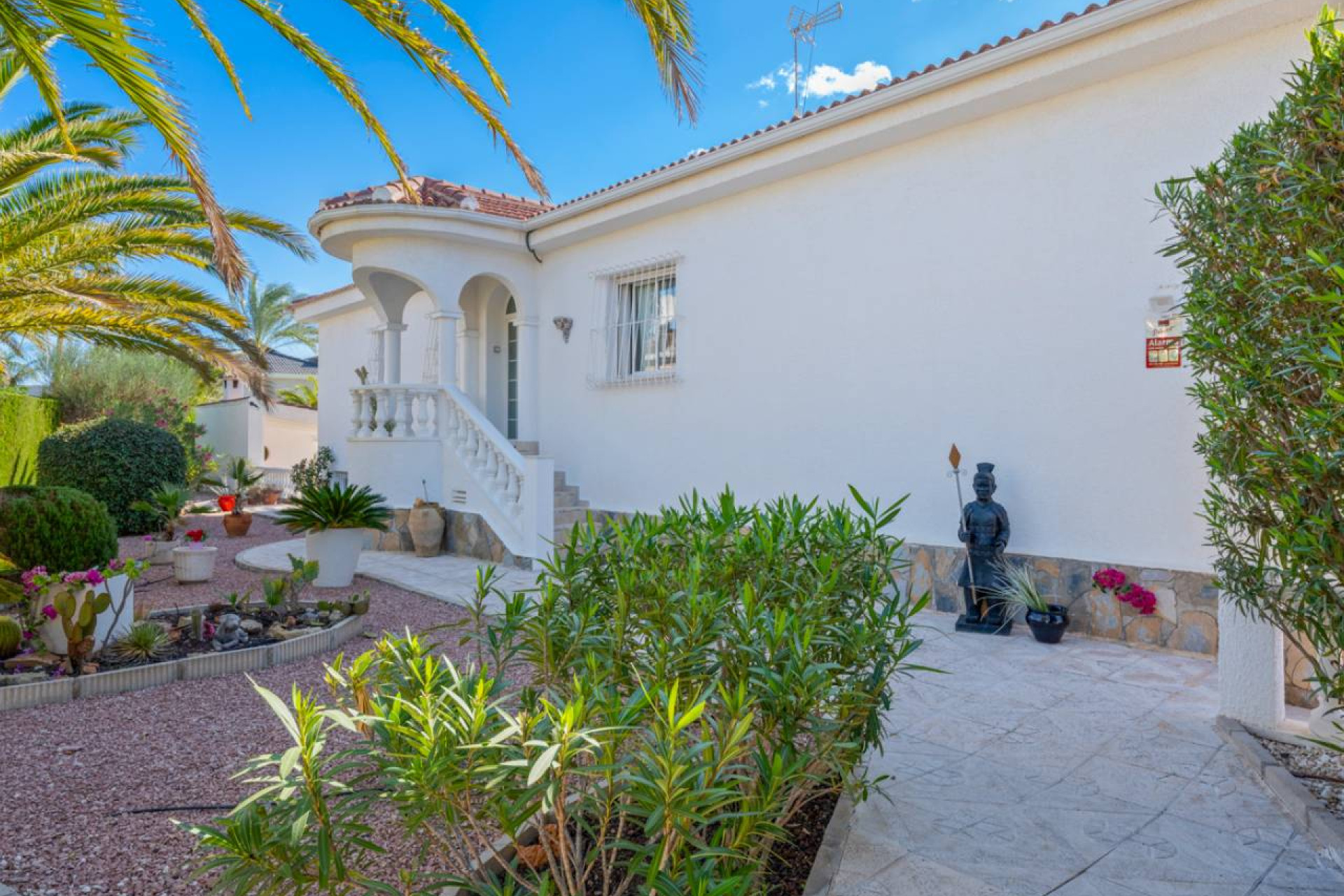 Resale - Villa -
Ciudad Quesada