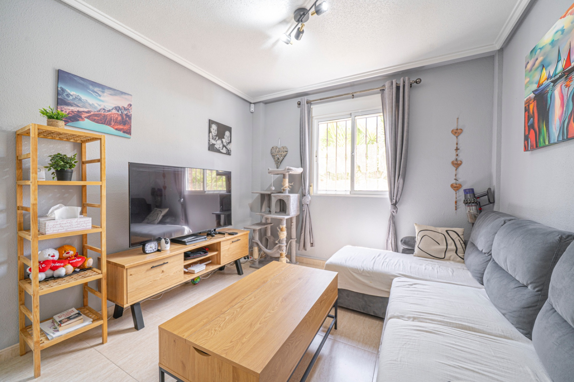 Resale - Villa -
Ciudad Quesada