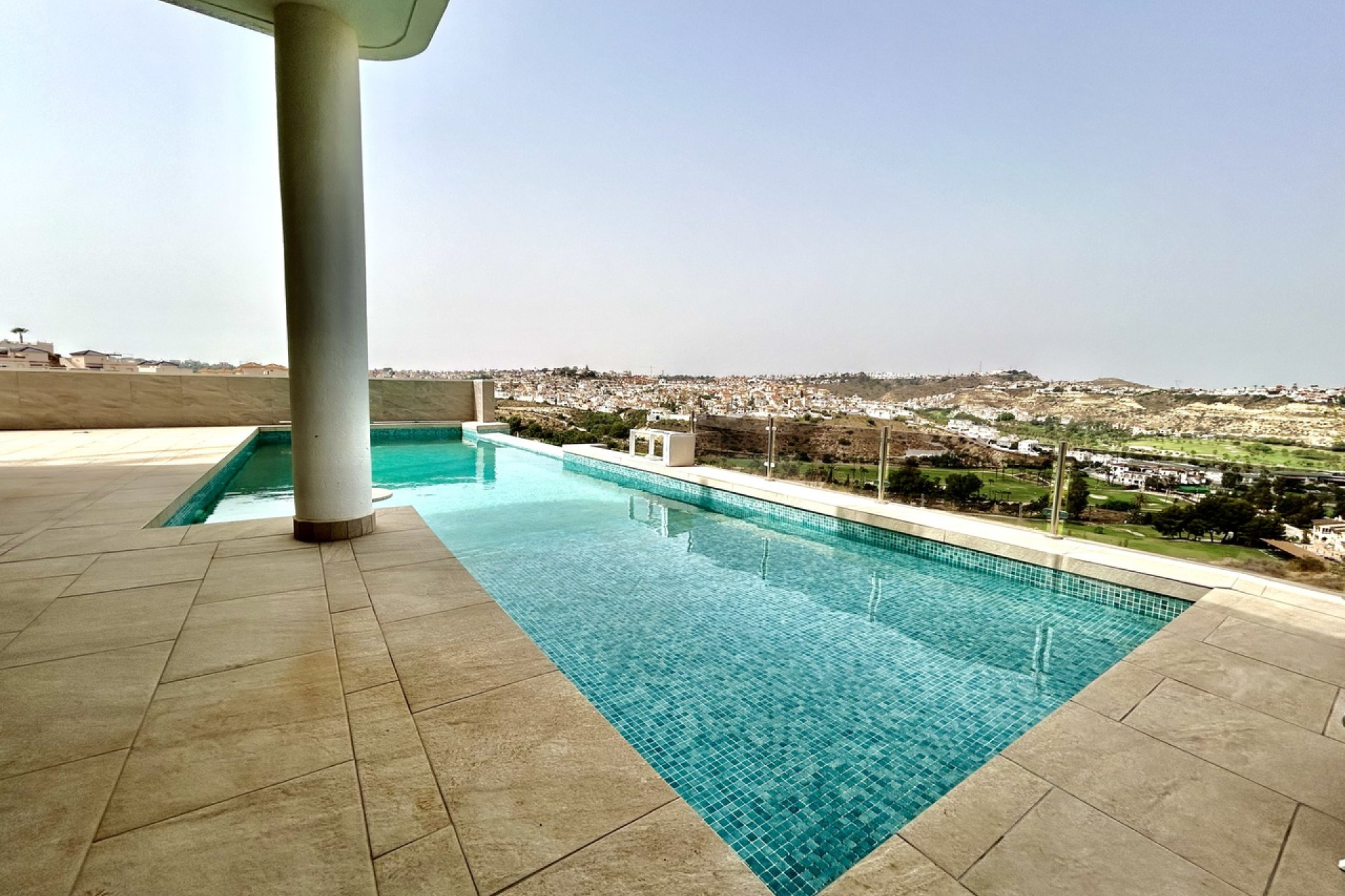 Resale - Villa -
Ciudad Quesada