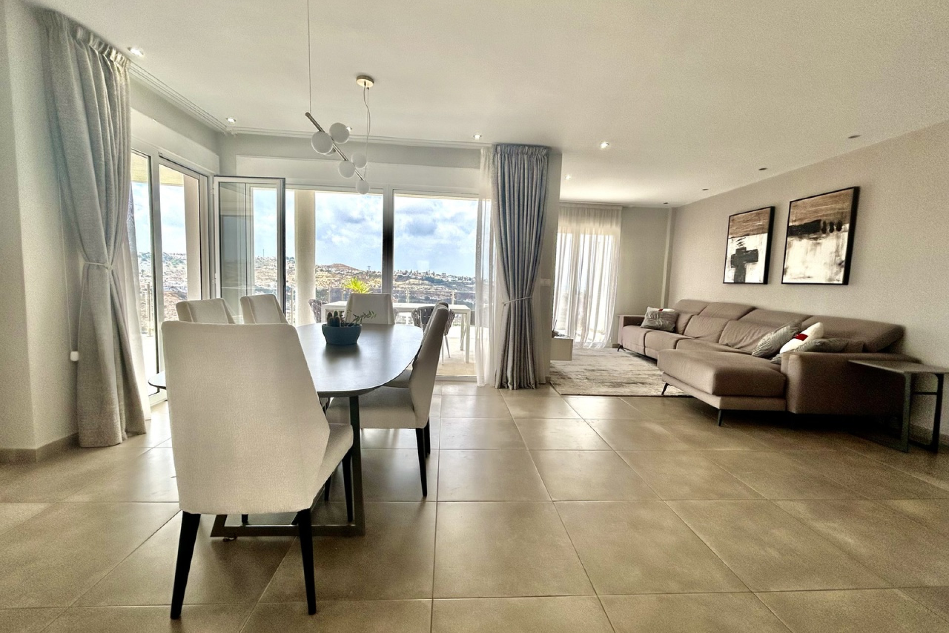 Resale - Villa -
Ciudad Quesada