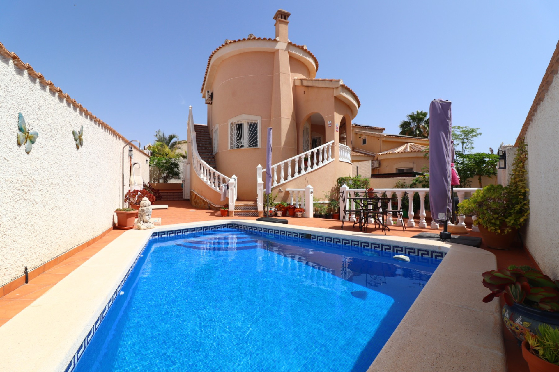 Resale - Villa -
Ciudad Quesada