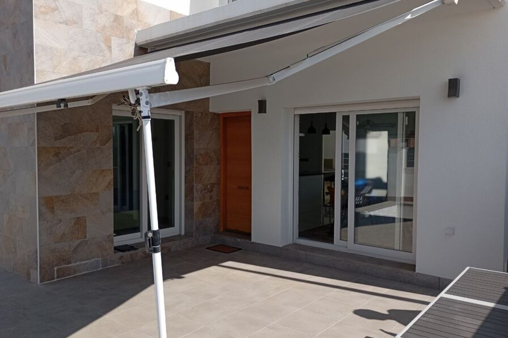 Resale - Villa -
Daya Vieja - Costa Blanca