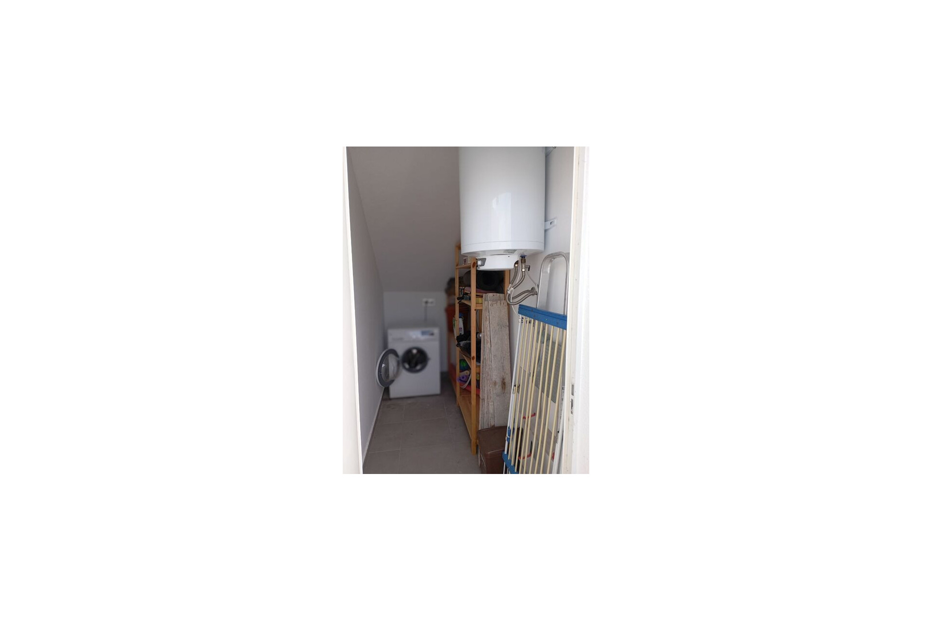 Resale - Villa -
Daya Vieja - Costa Blanca