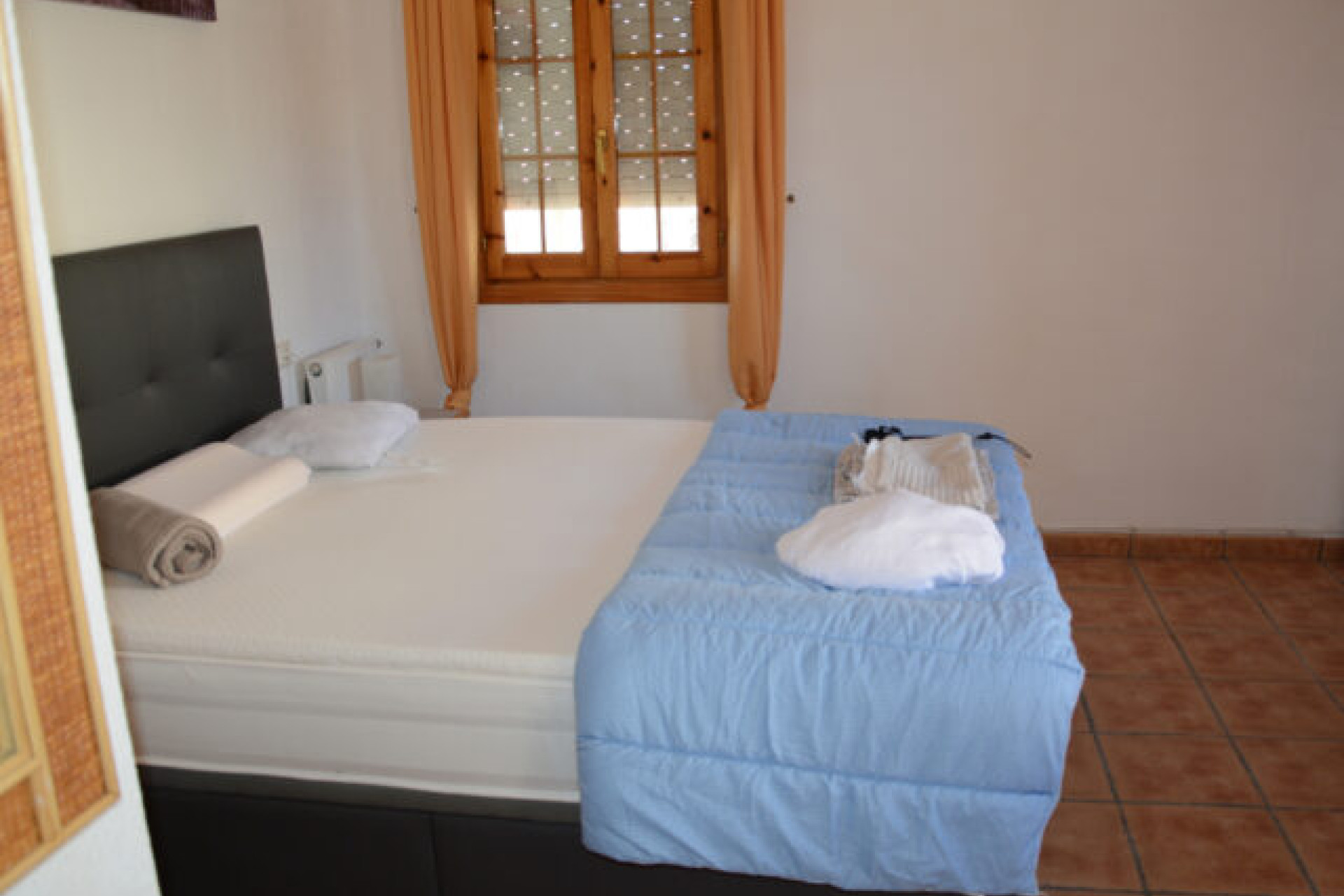 Resale - Villa -
Daya Vieja