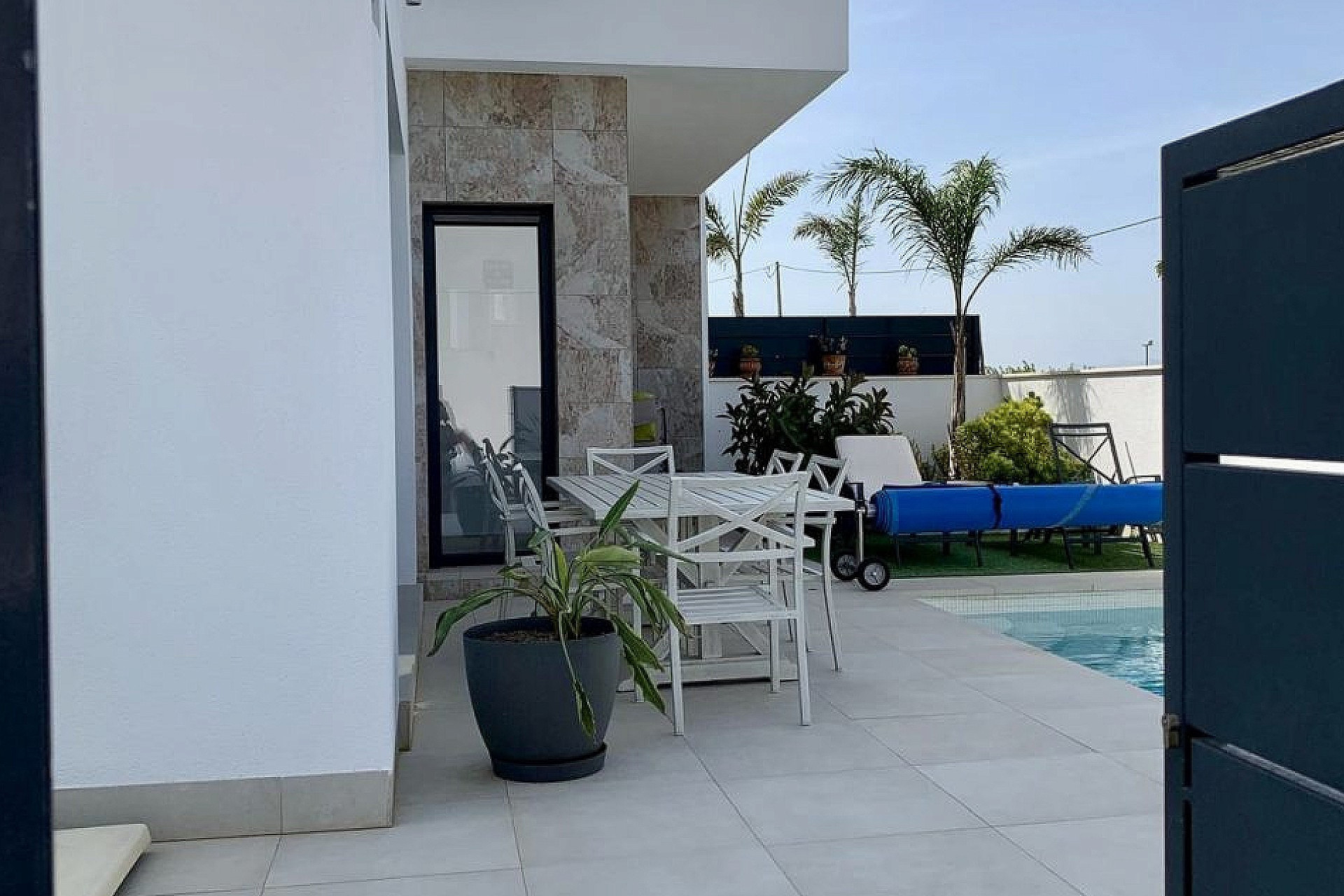 Resale - Villa -
Daya Vieja