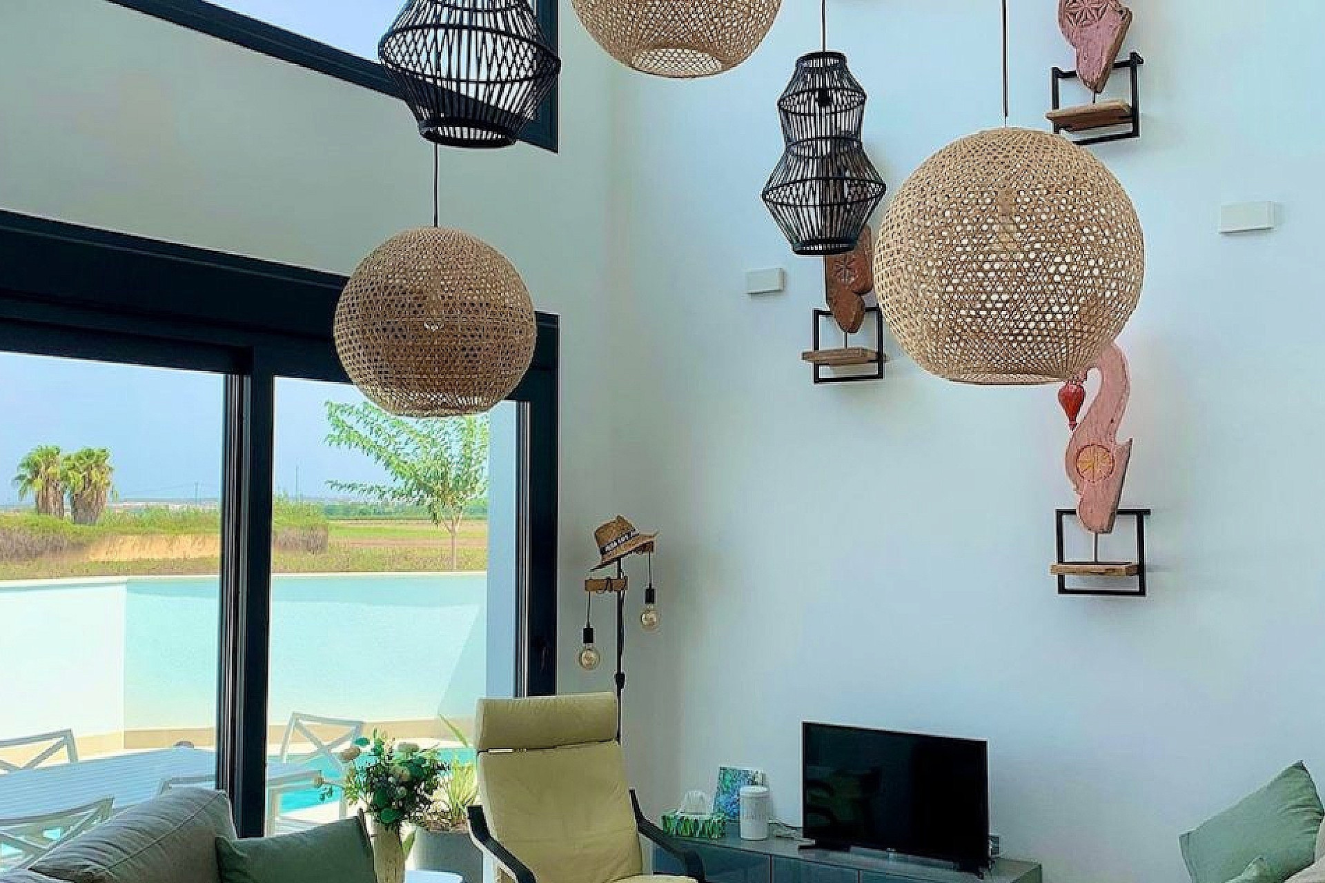 Resale - Villa -
Daya Vieja