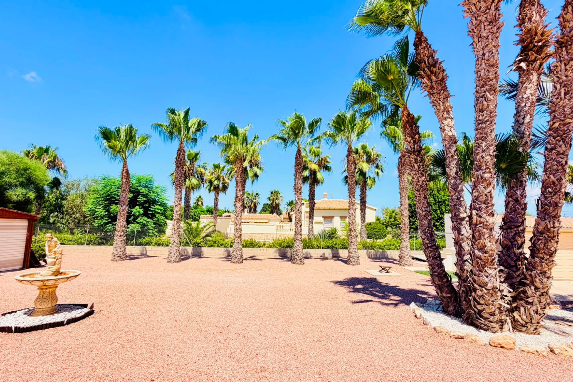 Resale - Villa -
Daya Vieja