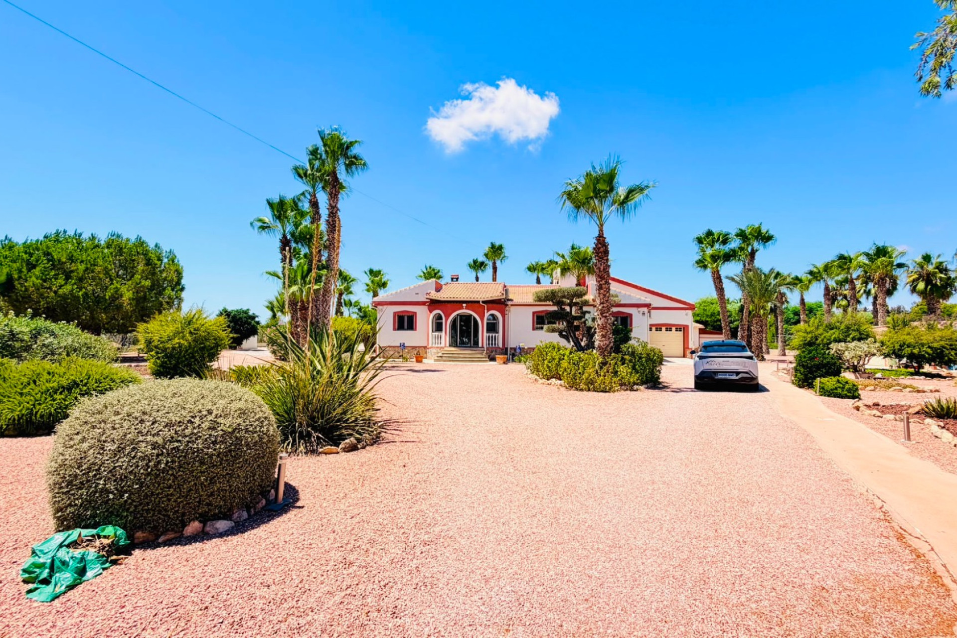 Resale - Villa -
Daya Vieja