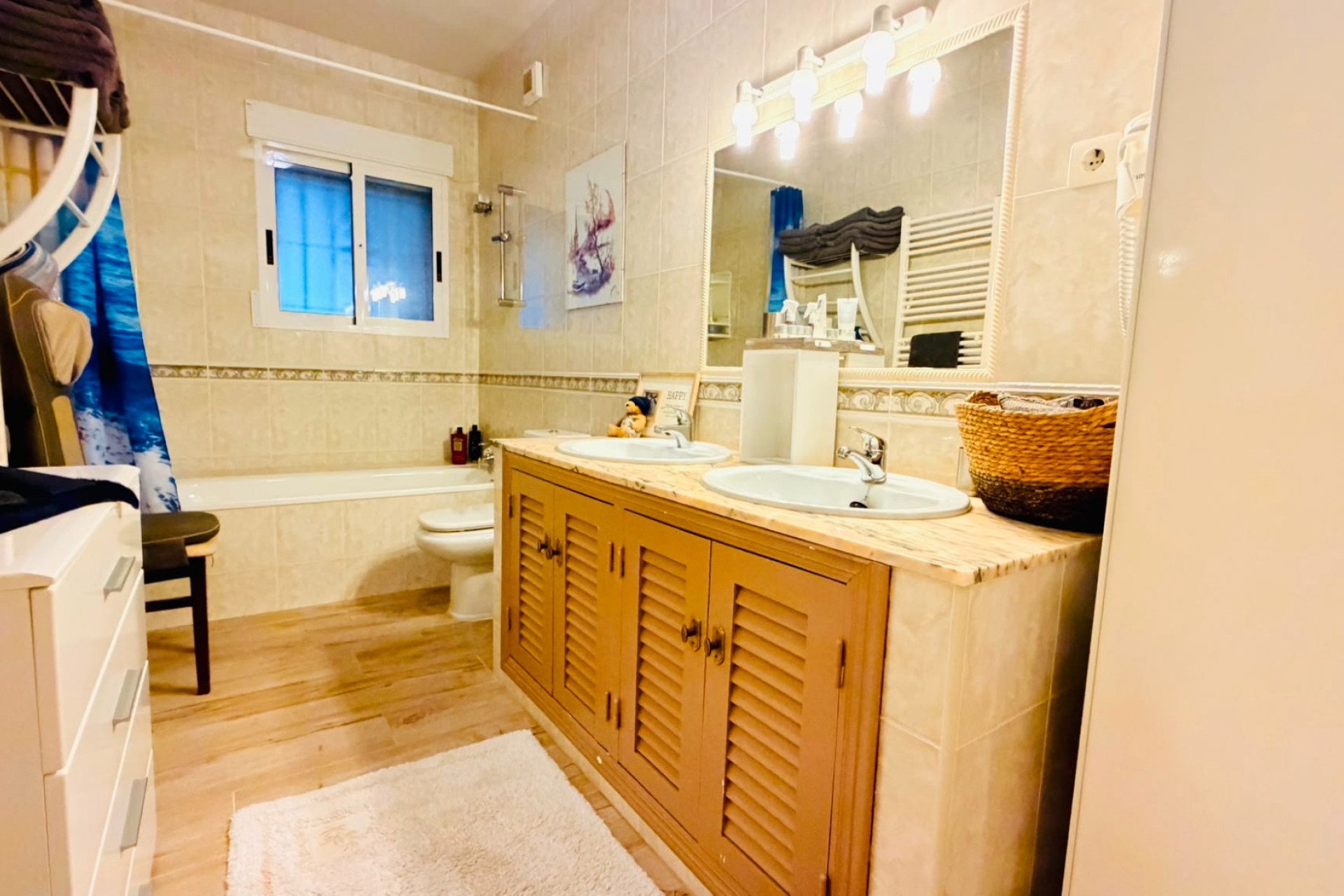 Resale - Villa -
Daya Vieja