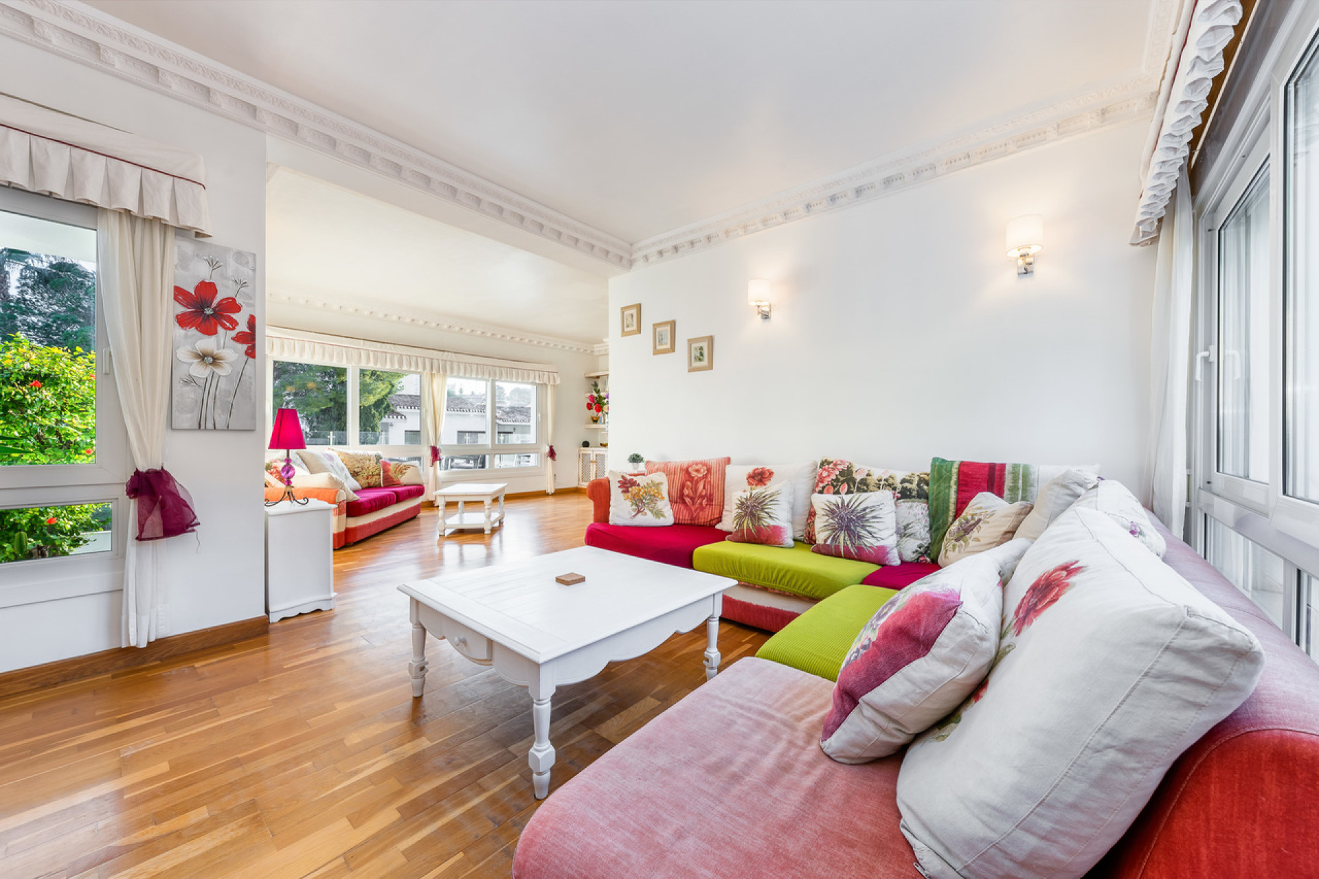 Resale - Villa -
Dehesa de Campoamor