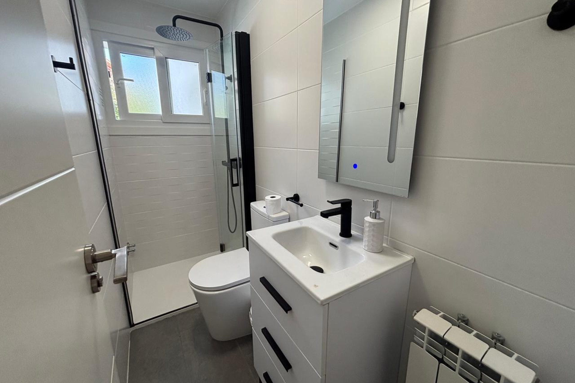 Resale - Villa -
Dehesa de Campoamor