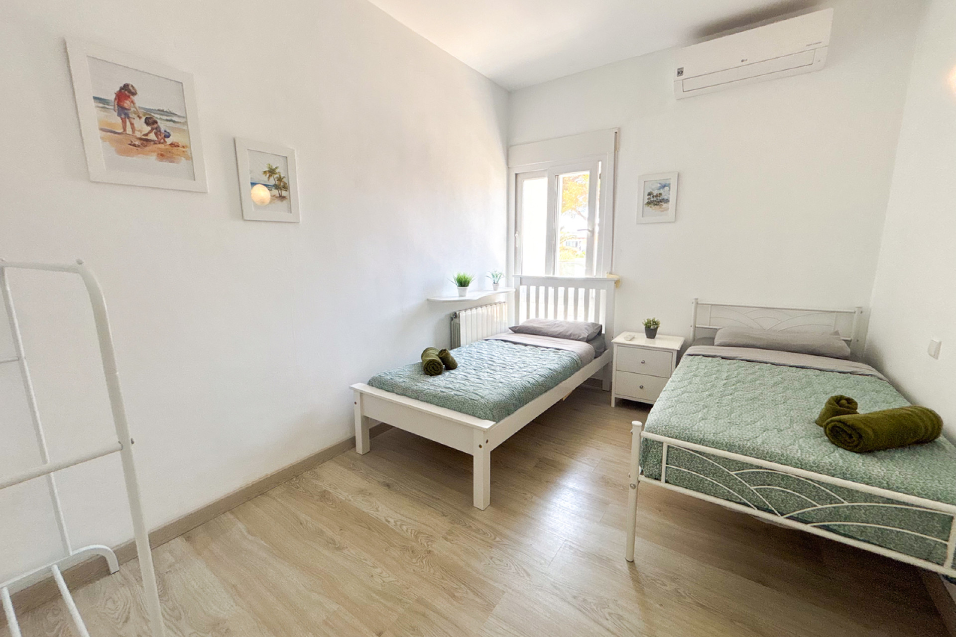 Resale - Villa -
Dehesa de Campoamor
