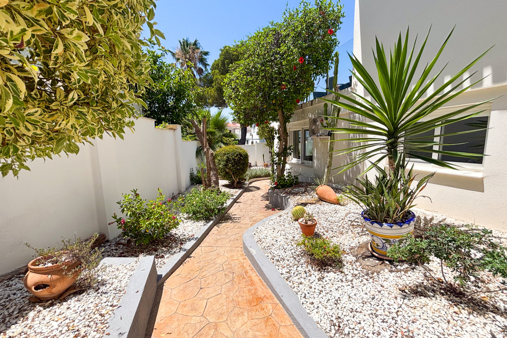 Resale - Villa -
Dehesa de Campoamor