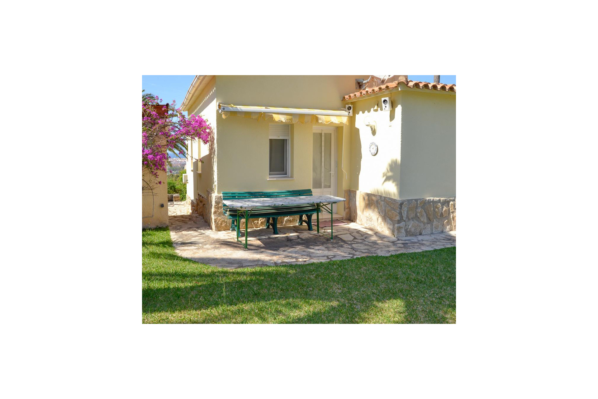 Resale - Villa -
Denia - Center