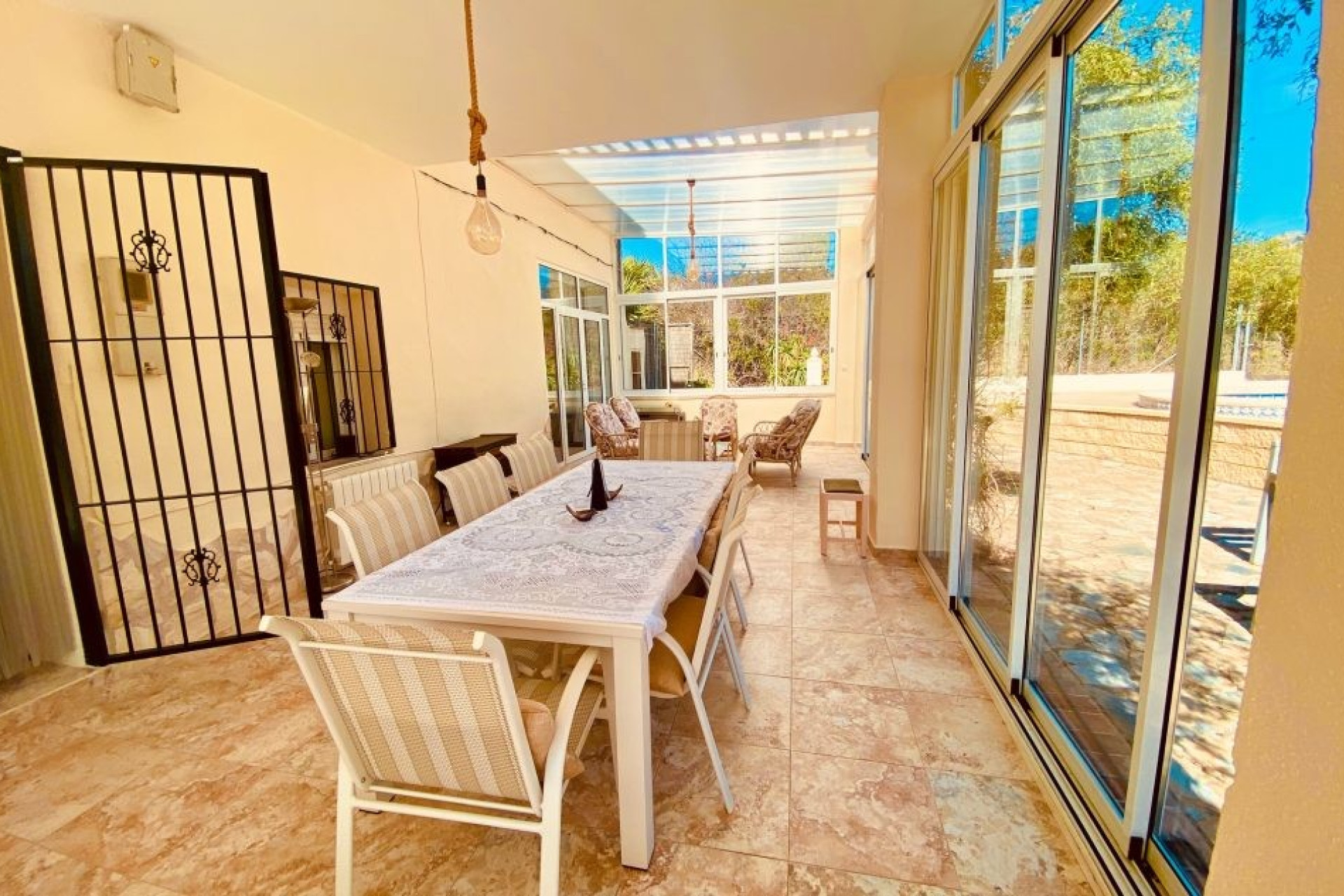 Resale - Villa -
El Canton