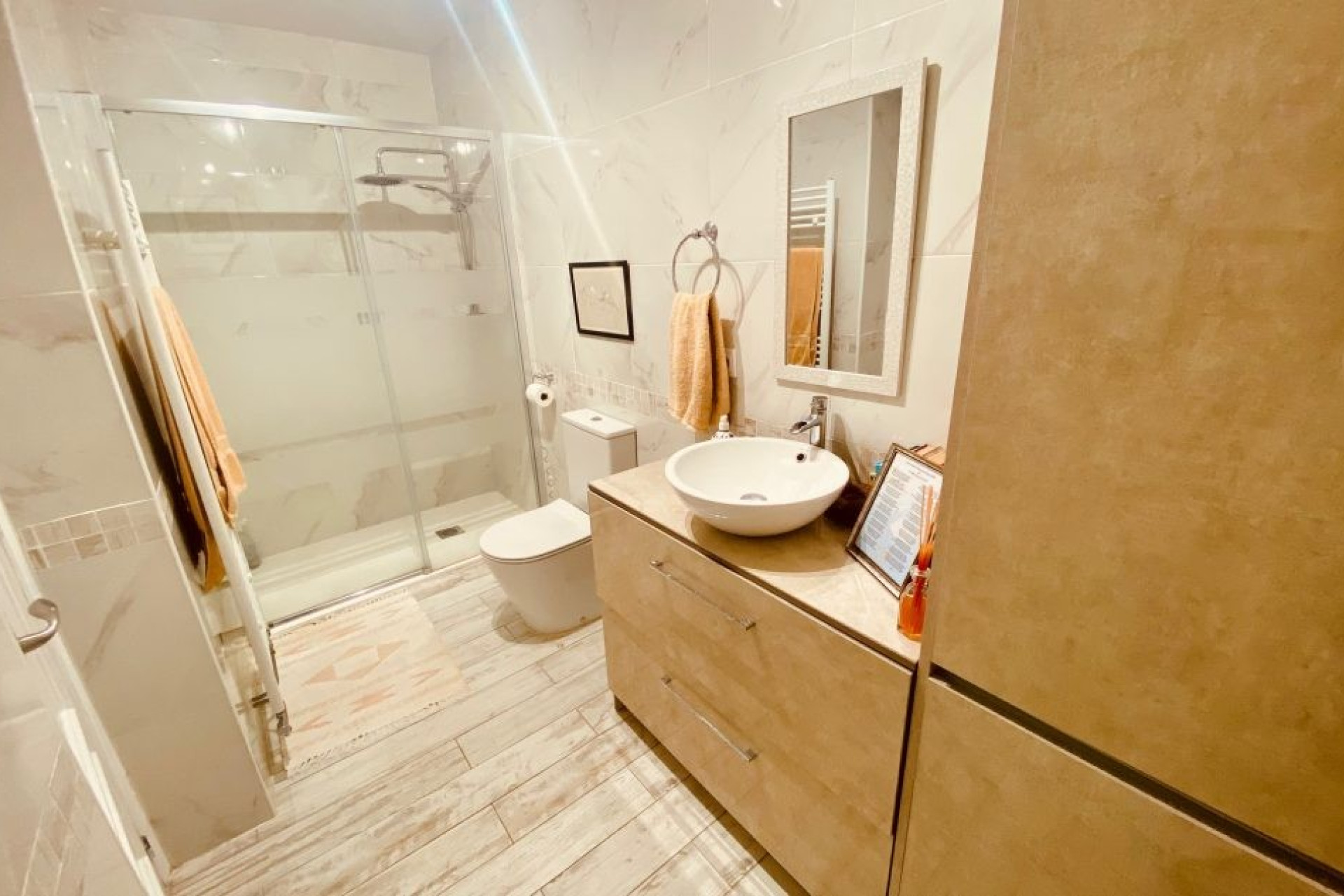 Resale - Villa -
El Canton