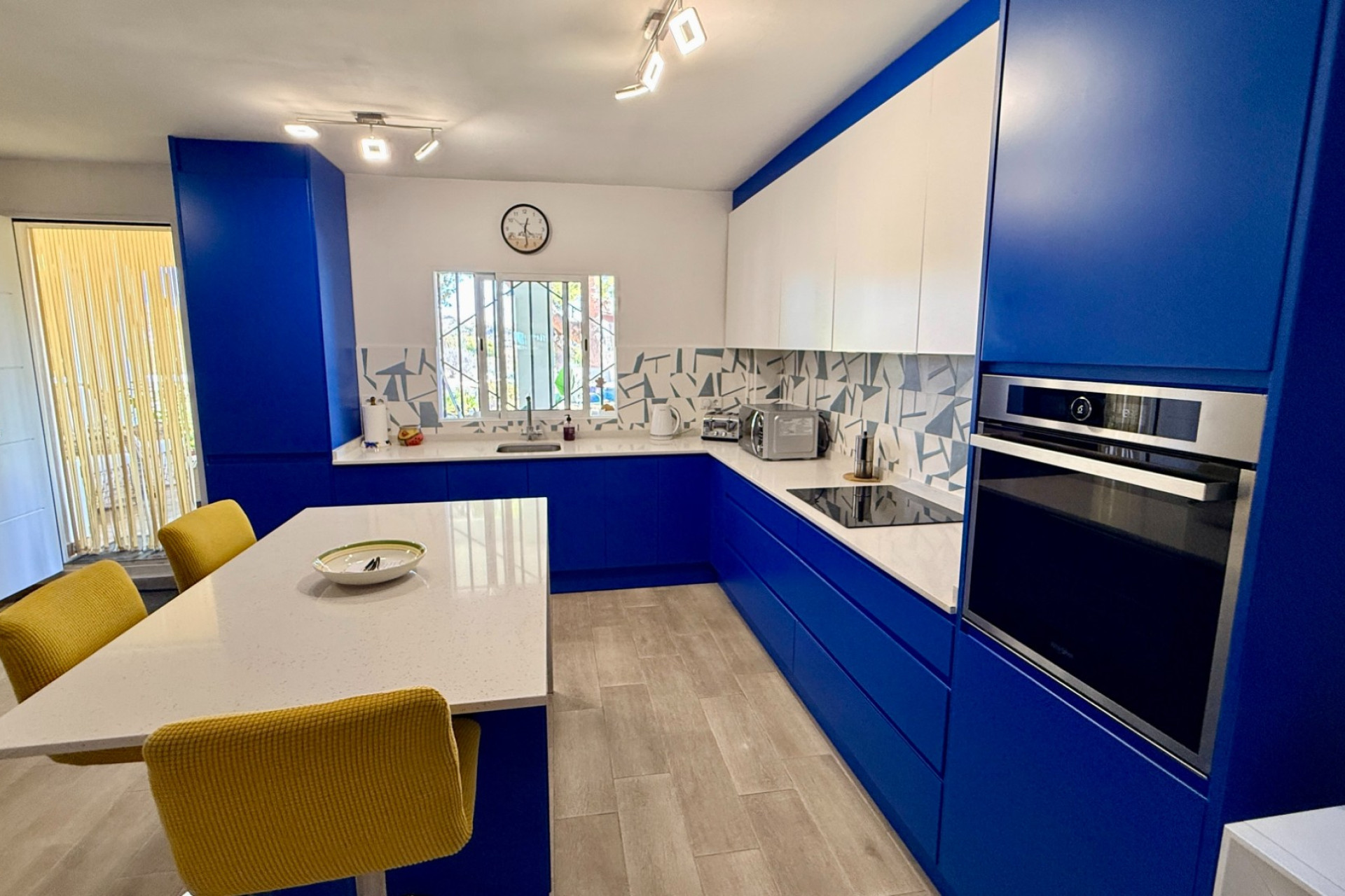 Resale - Villa -
Elche - Center