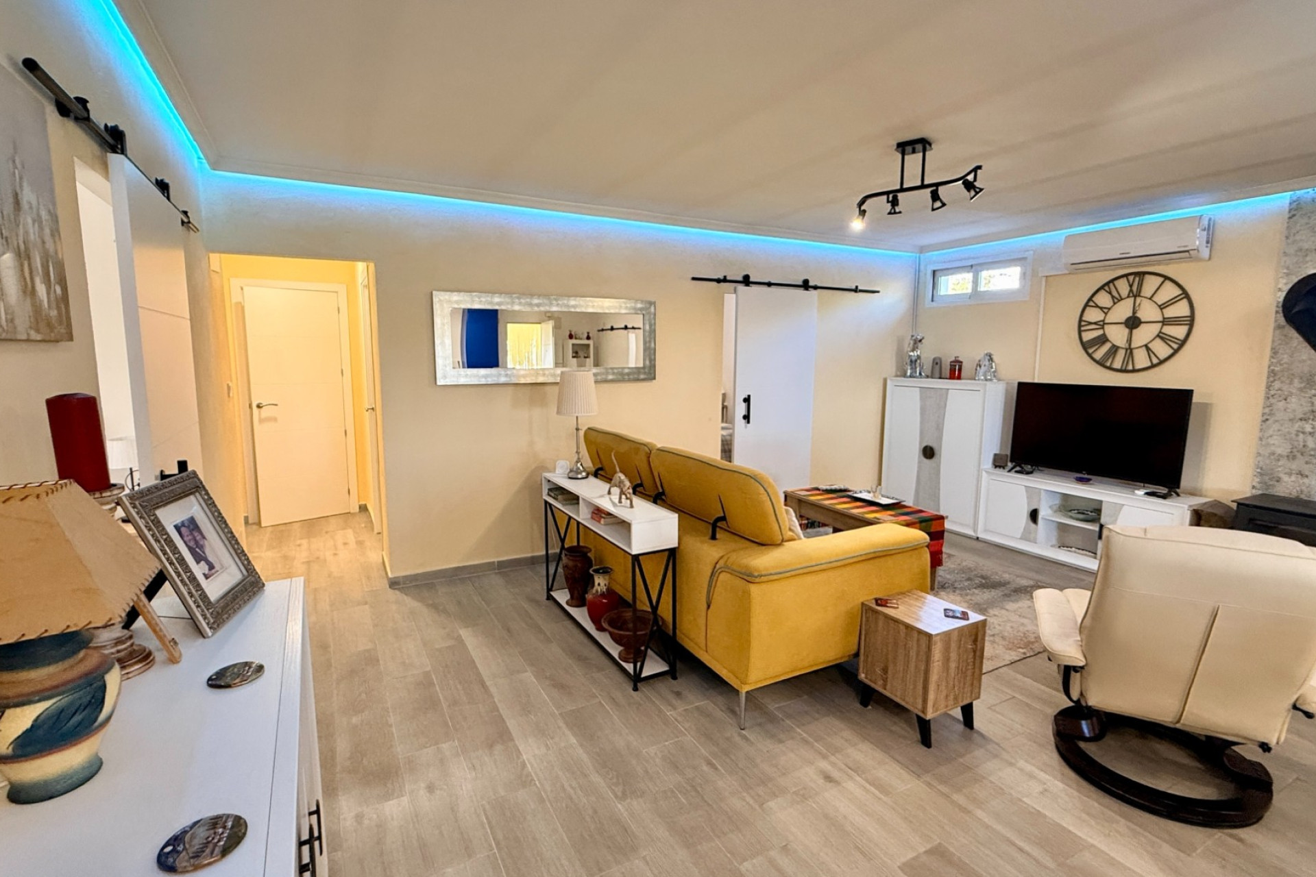 Resale - Villa -
Elche - Center