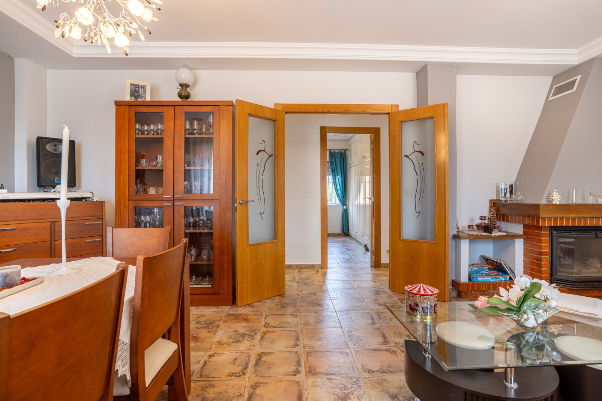 Resale - Villa -
Elche - La Hoya