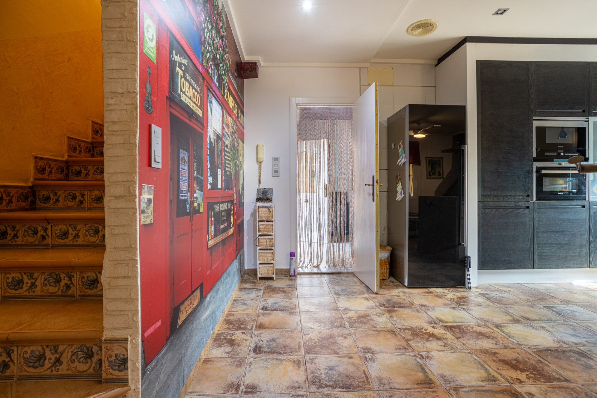 Resale - Villa -
Elche - La Hoya