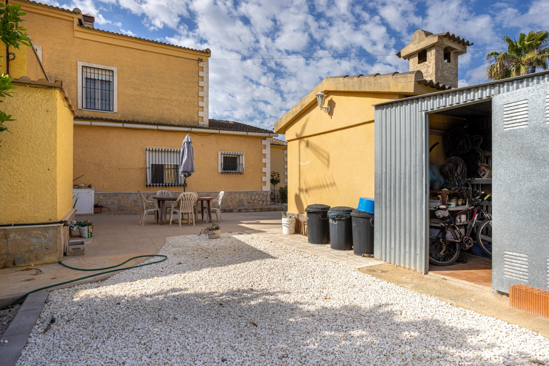 Resale - Villa -
Elche - La Hoya