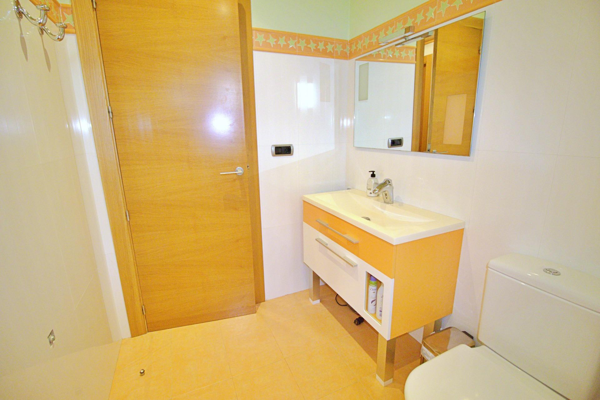 Resale - Villa -
Elche - Peña las Águilas