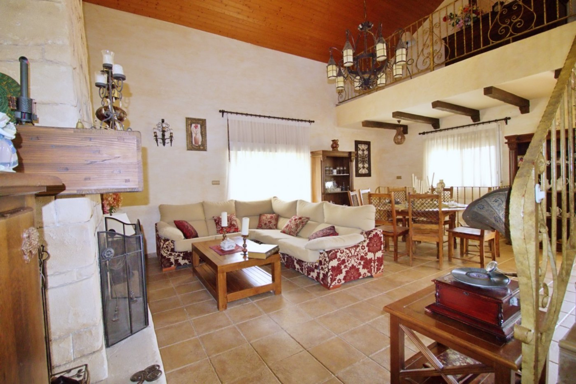 Resale - Villa -
Elche - Valverde